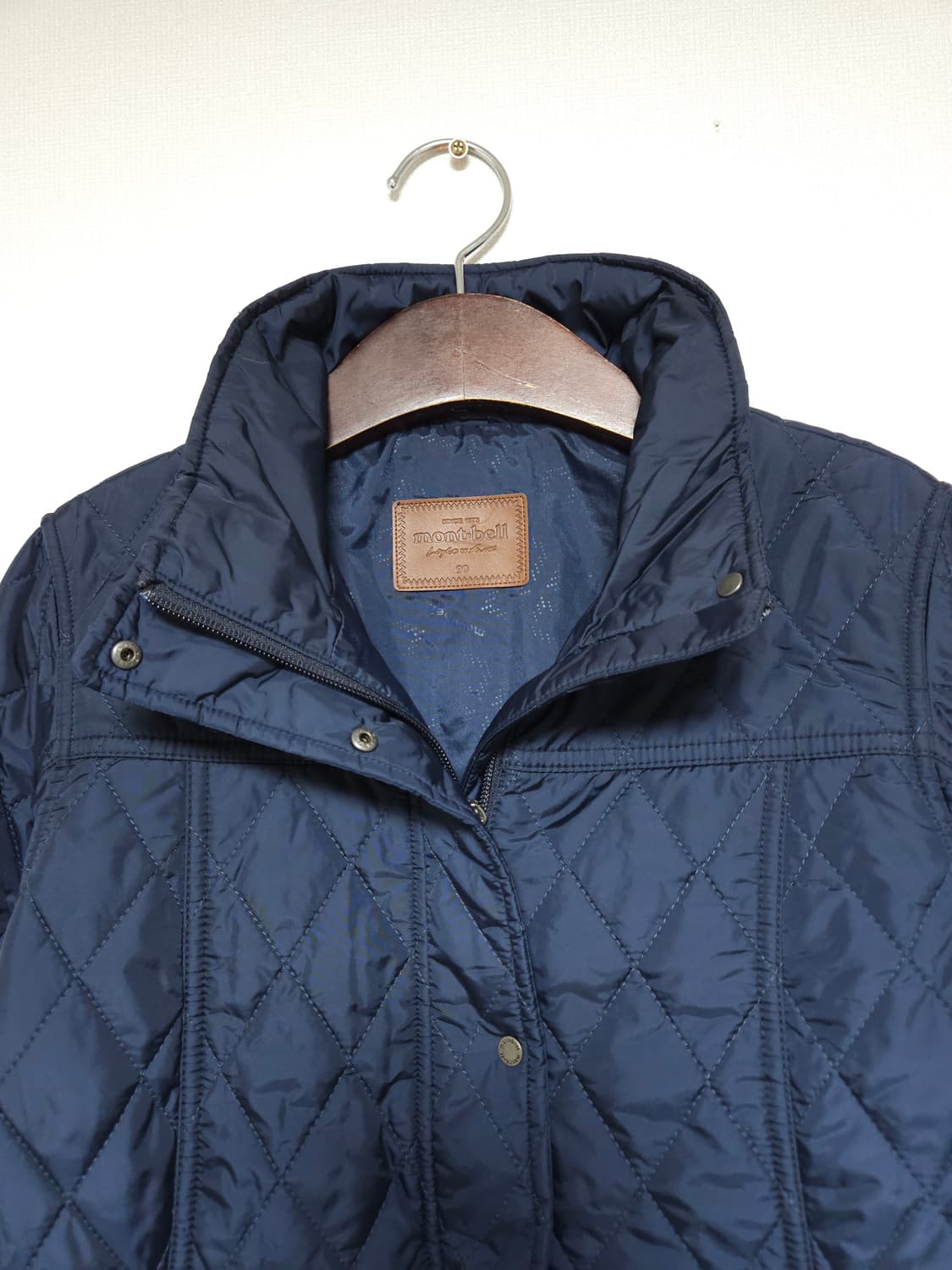 몽벨 경량 누빔패딩 상품이미지2