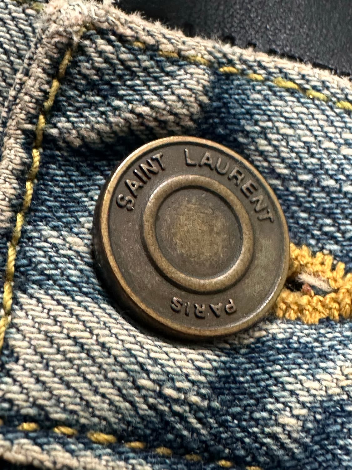 생로랑 D02 스키니핏 디스트로이드 진 31 상품이미지6