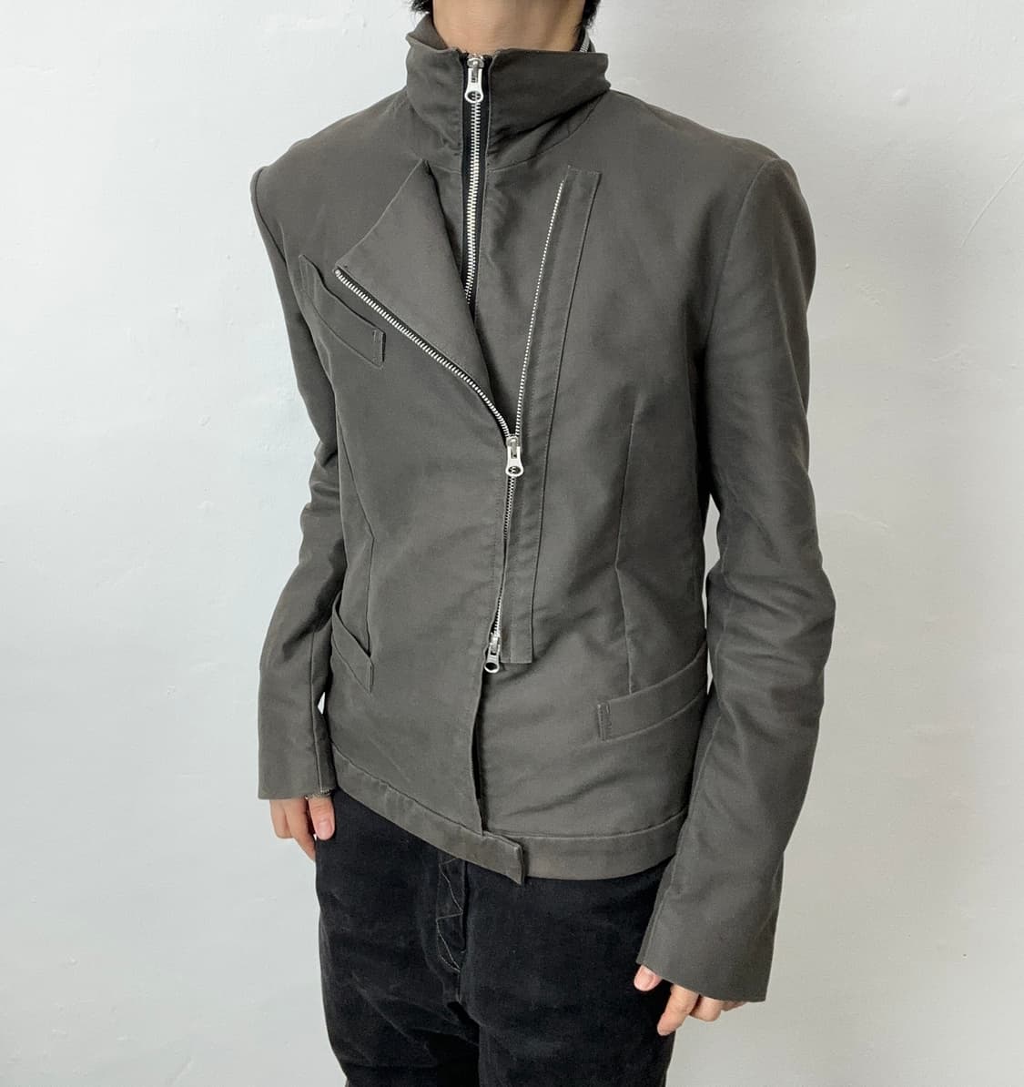 THE TWELVE Asymmetric High-Neck Double Z 상품이미지3