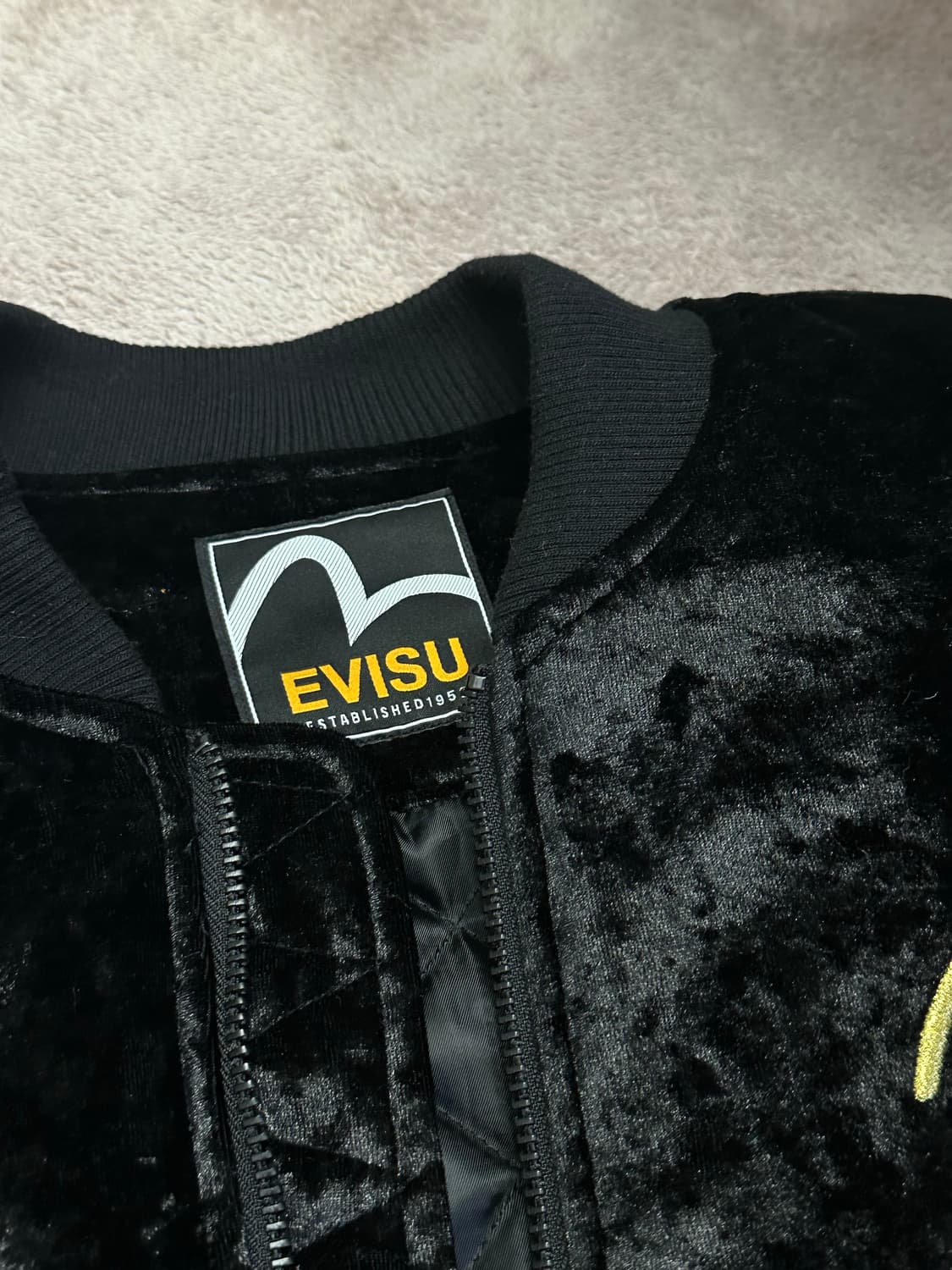 EVISU 에비수 블랙 벨벳 스카쟌 상품이미지2