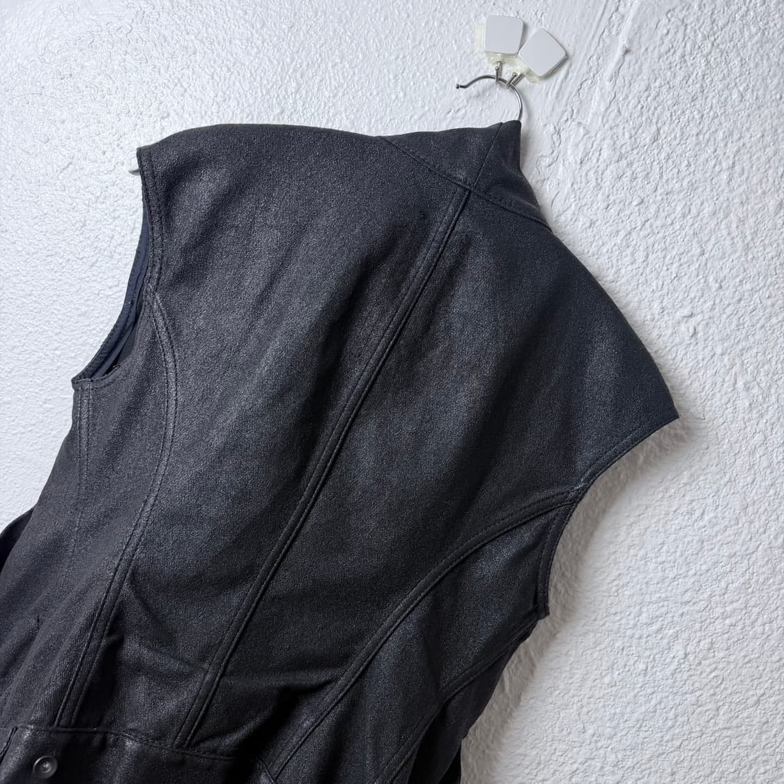 RICK OWENS DRKSHDW Black Coated Vest 상품이미지6