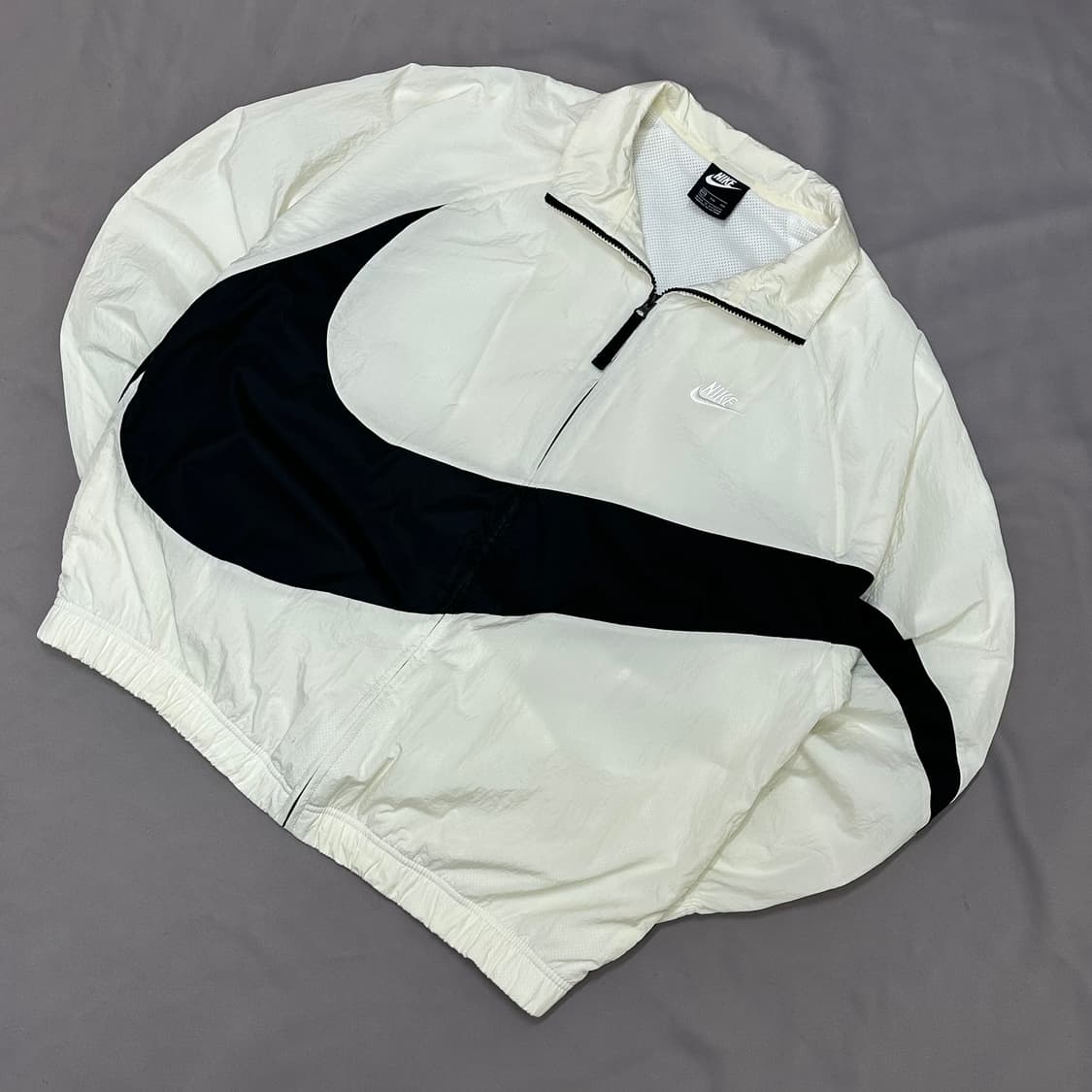 나이키 빅스우시 화이트 점퍼 바람막이 2XL 상품이미지3