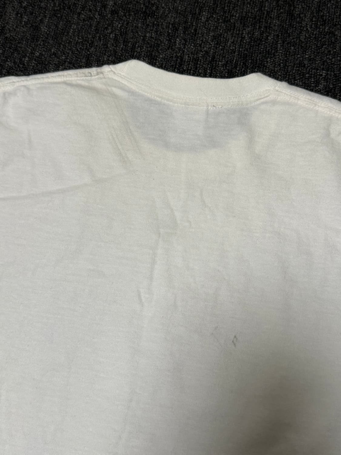 [L] 슈프림 x 마가렛 킨 티어드롭 티셔츠 화이트 - 24SS 상품이미지4