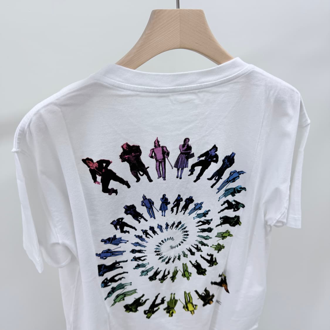 [S+급/M] 루이비통 오즈의 마법사 반팔 티셔츠 화이트 상품이미지5