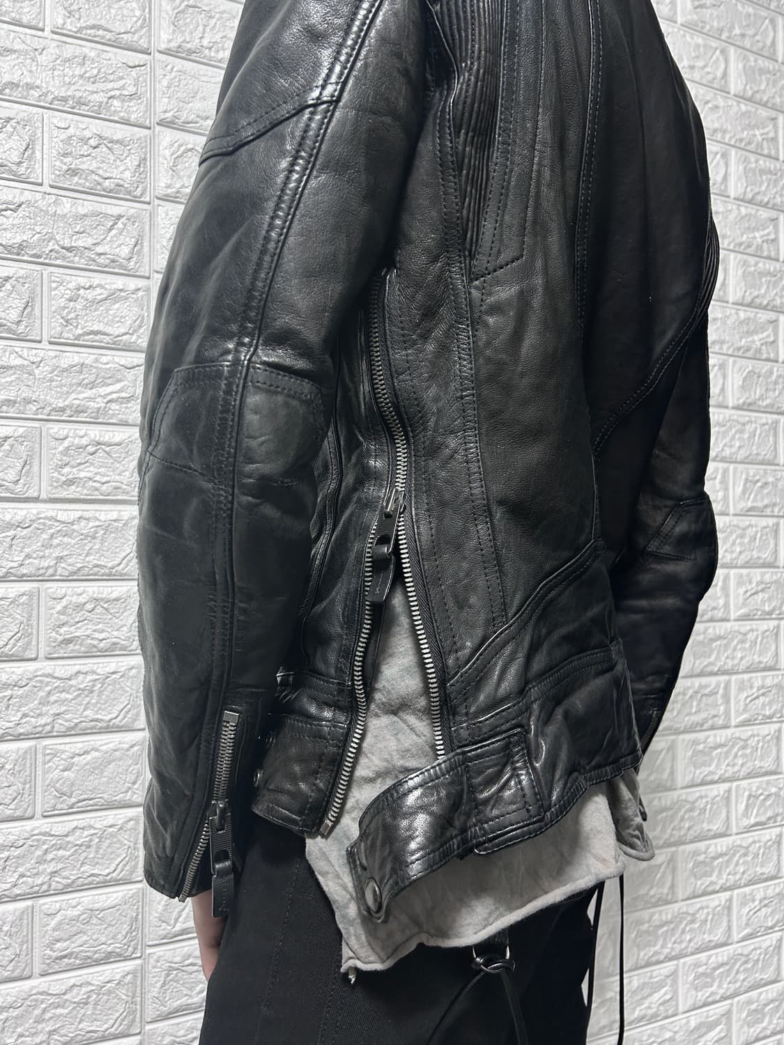 타임 옴므 엘라스틱 레이어드 클로징 래더 자켓 상품이미지5