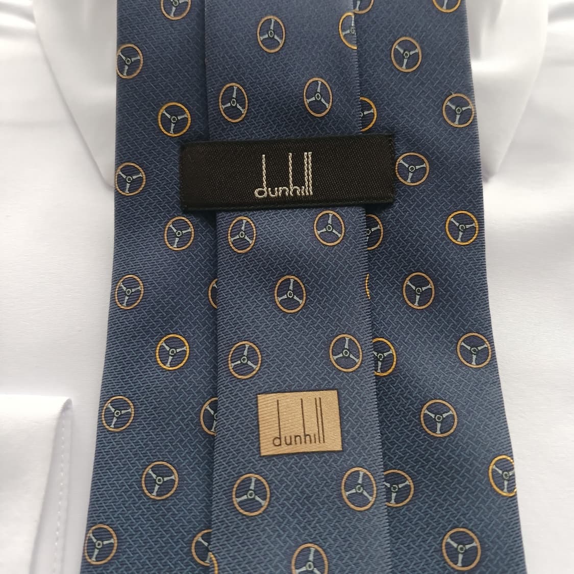 던힐 실크 네이비 오토모티브 패턴 넥타이 9.5cm B등급 A18342
 상품이미지6