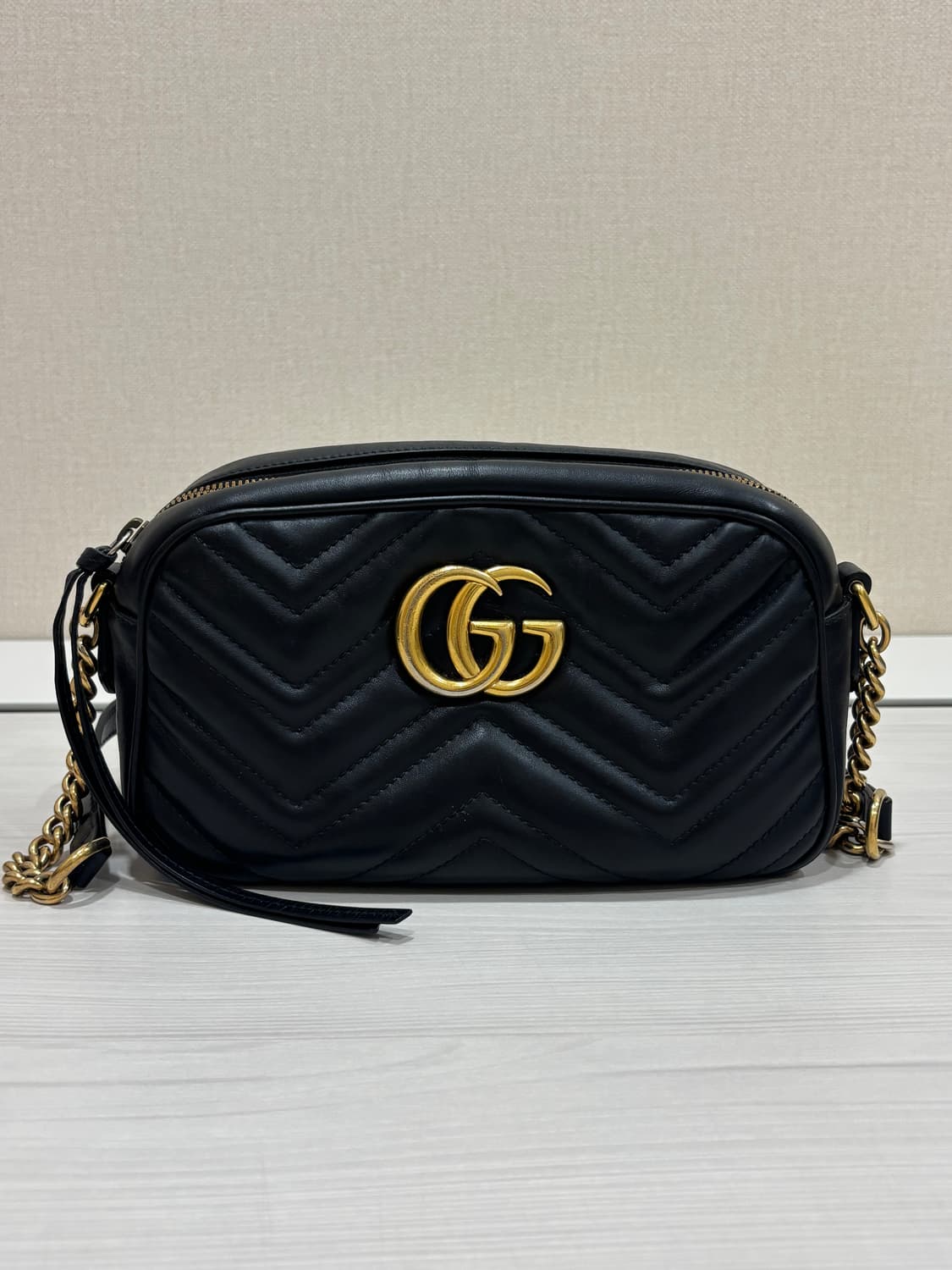 구찌 GG 마몽 마틀라세 카메라백 스몰 상품이미지1