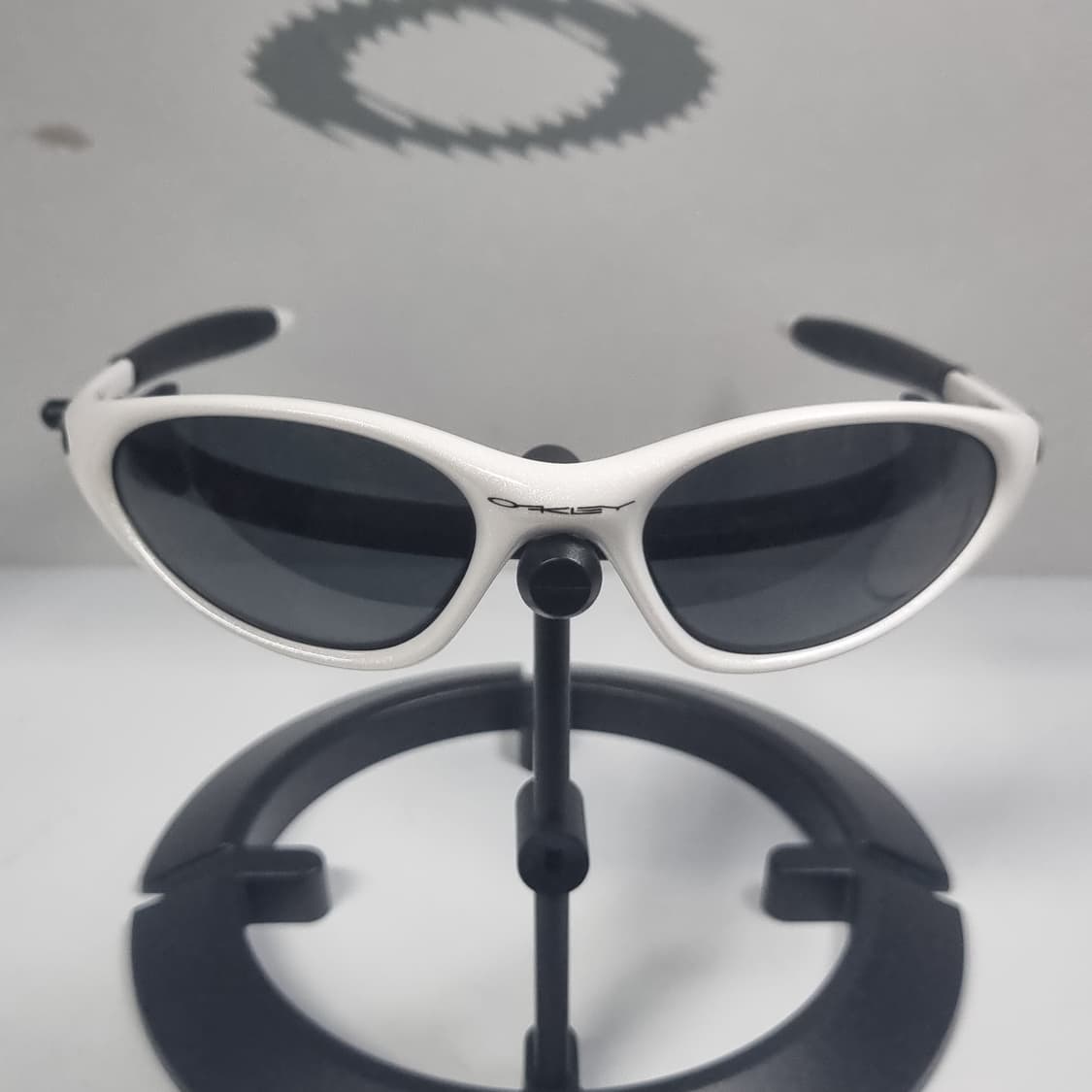 오클리 미뉴트 1.0 펄화이트 새렌즈 상품이미지3