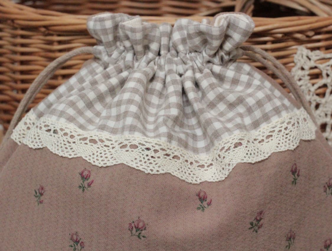 핸드메이드 셔링 레이스 스트링 파우치 상품이미지2