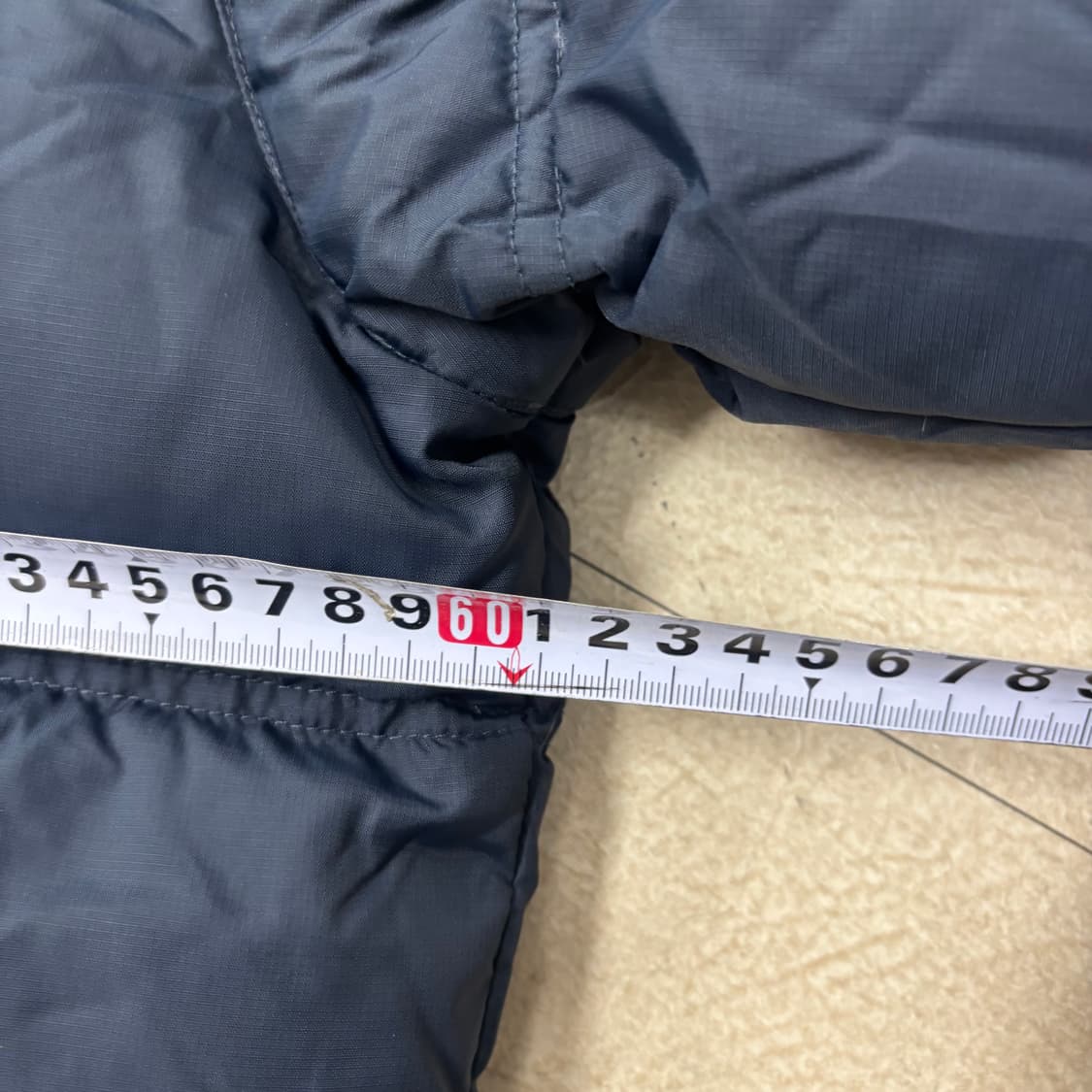 나이키 스몰로고 배색 덕다운 패딩 상품이미지6
