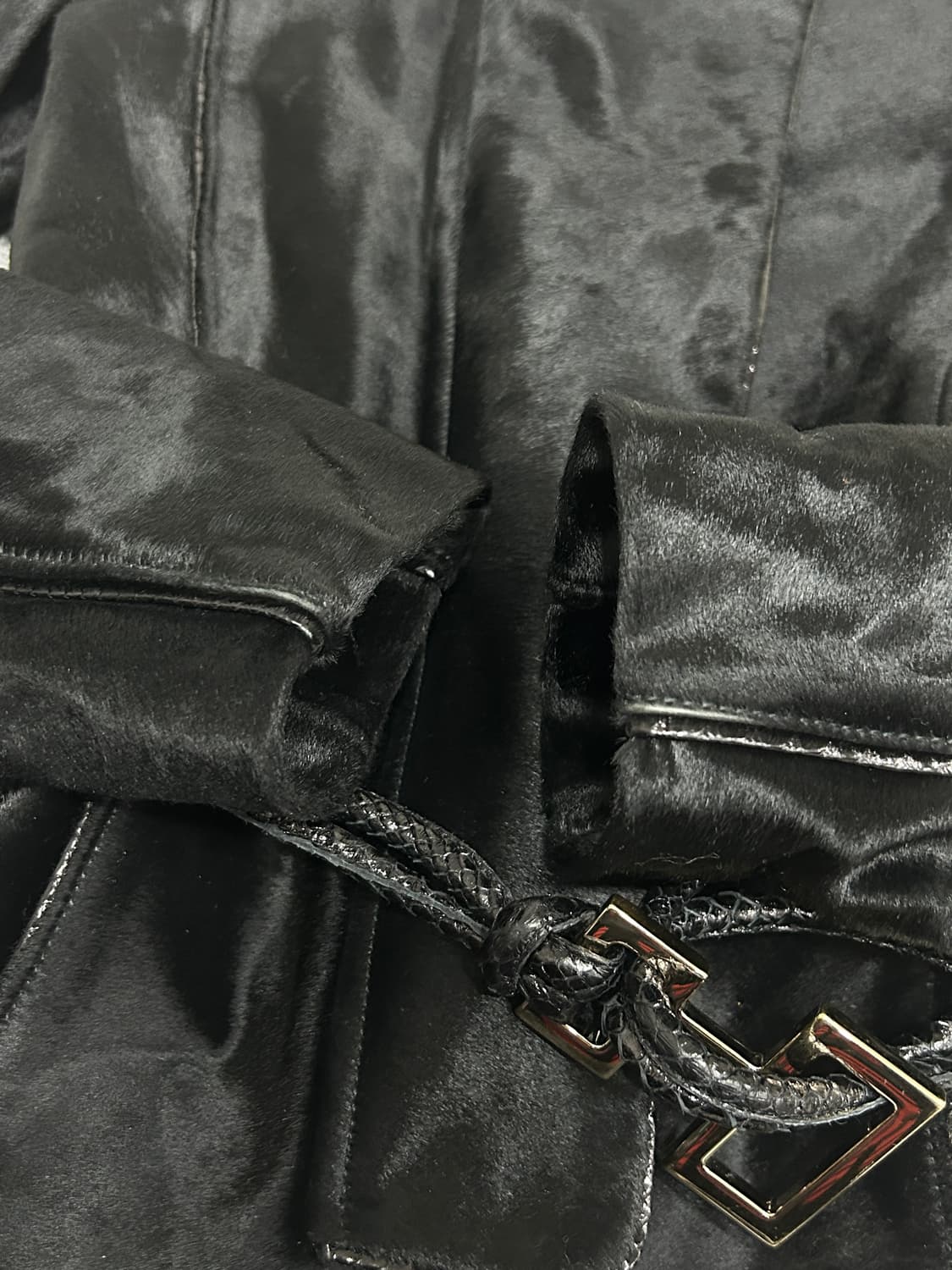 구찌 소가죽 실크 벨티드 집업 자켓 38사이즈 xs 상품이미지7