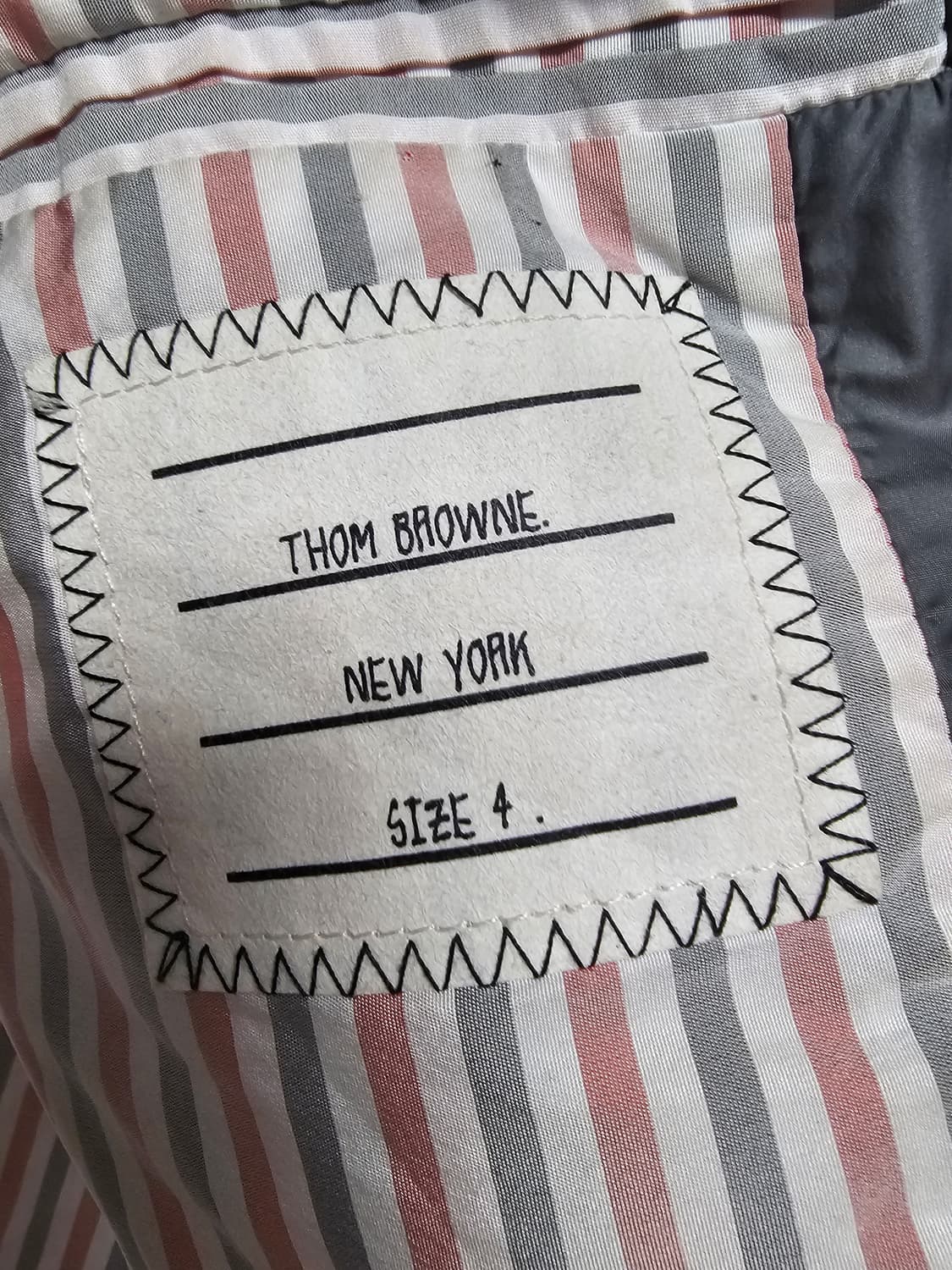 톰브라운 24년식 사선완장 후드 롱패딩(4/105/정품) 상품이미지6