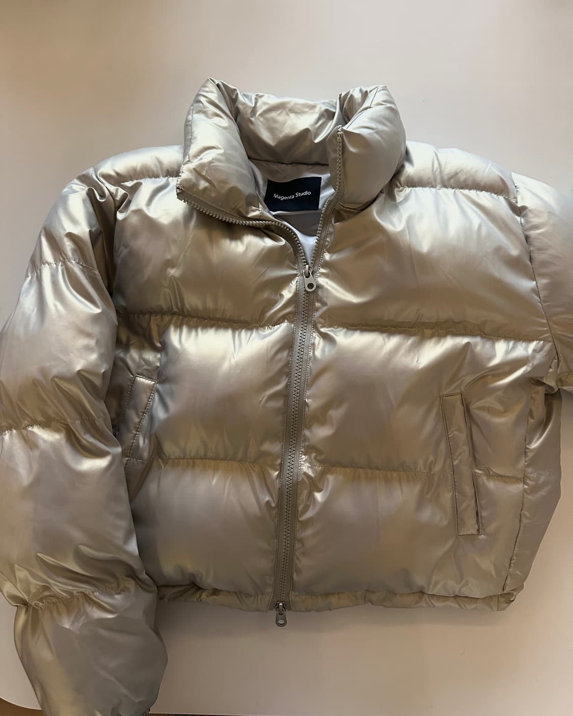 글로시 패딩 상품이미지1