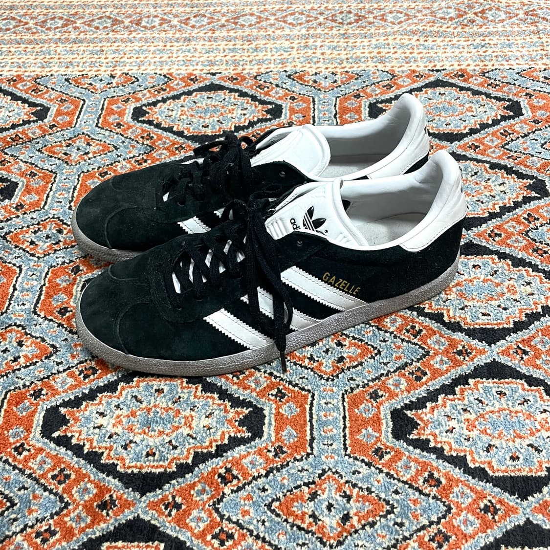 아디다스 가젤 블랙 스웨이드 운동화 US9 상품이미지2
