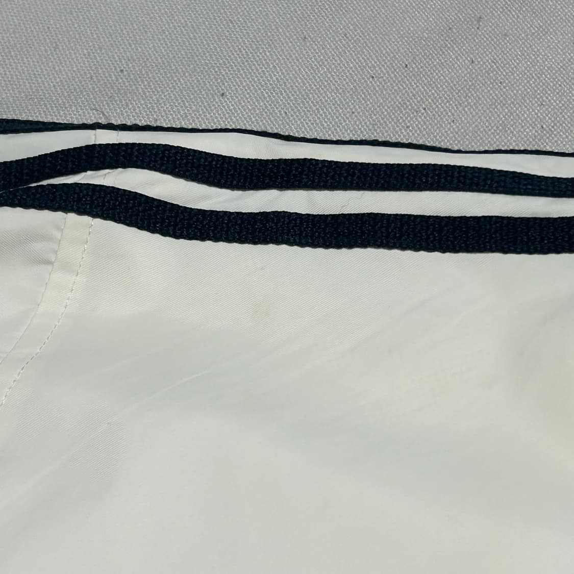 L 아디다스 화이트 바람막이 상품이미지7