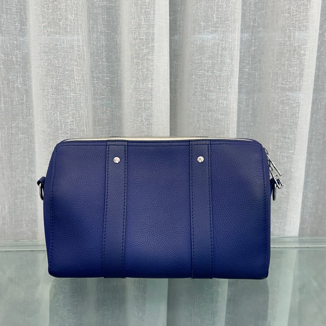 루이비통 BTS에브리데이 시티키폴 크로스백 상품이미지3