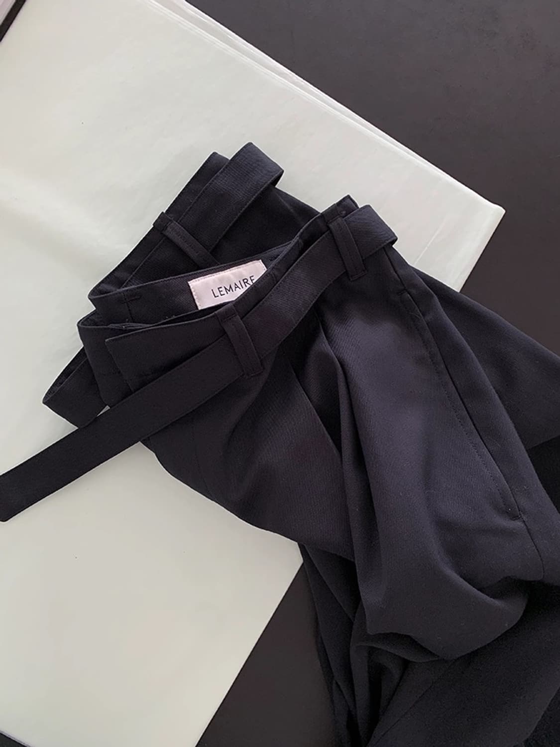 "Lemaire" two-tuck wide Slacks 상품이미지7