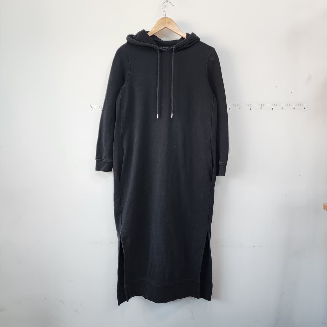코스 블랙 후드 롱 원피스 상품이미지1