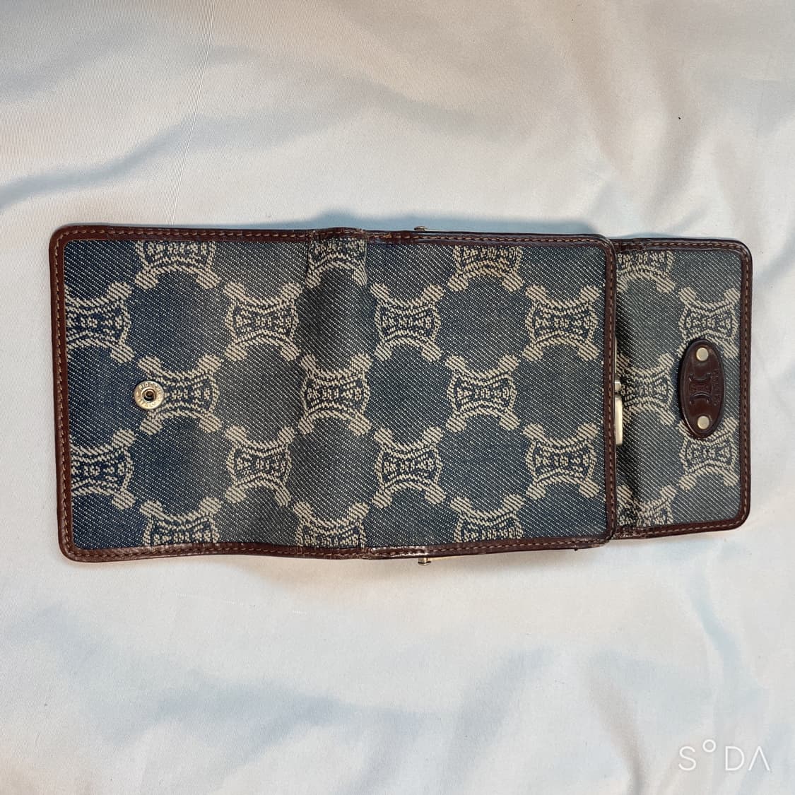 셀린느 빈티지 데님 반지갑 상품이미지9