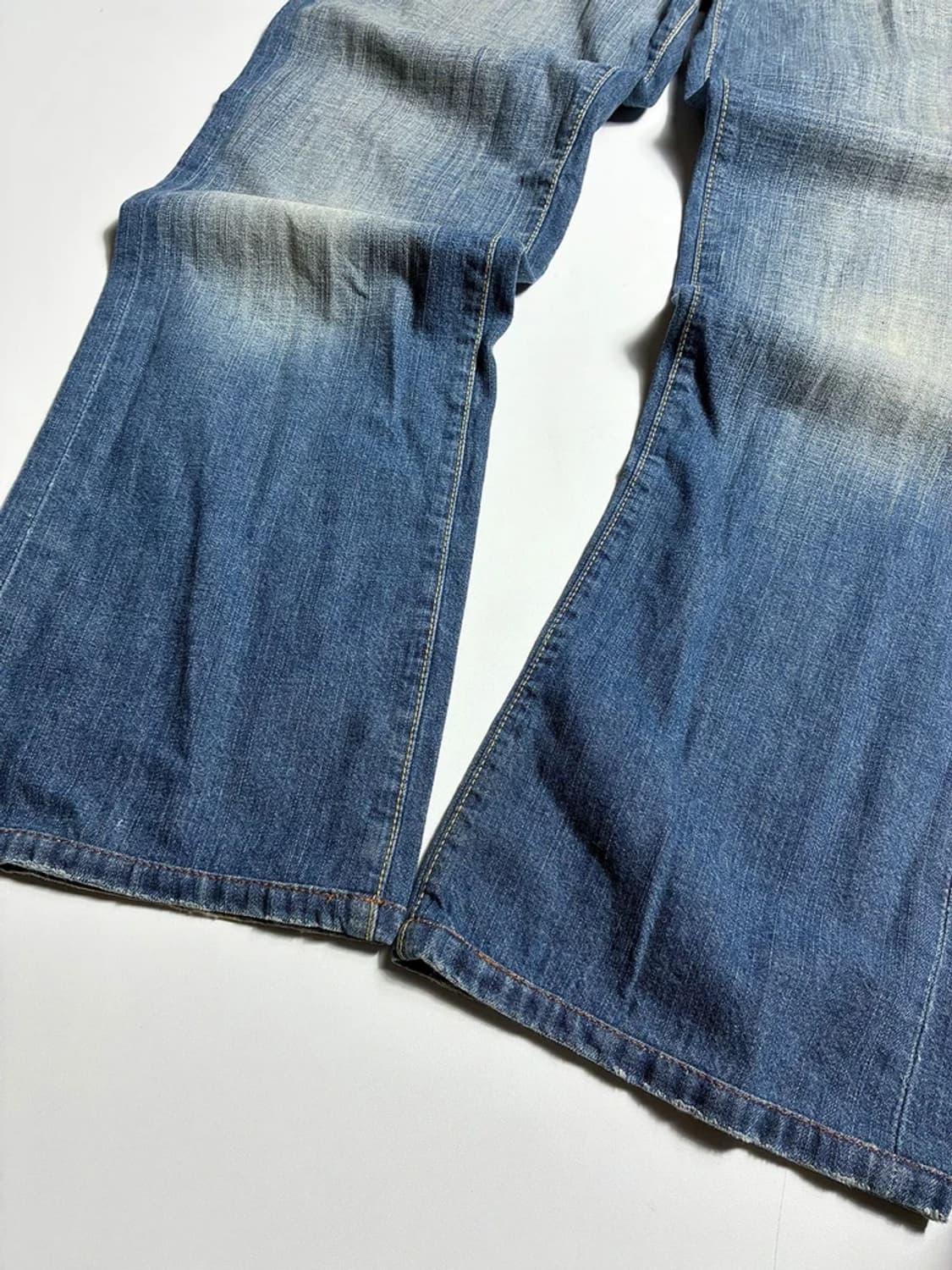 아르마니 익스체인지 빈티지 워싱 버튼플라이 데님 팬츠 R1599 상품이미지4
