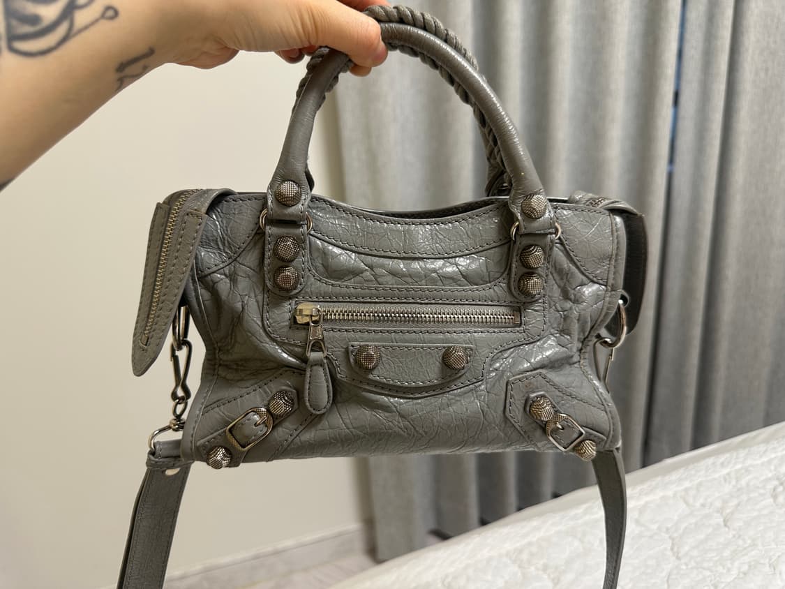 발렌시아가 모터백 그레이 은장 상품이미지2