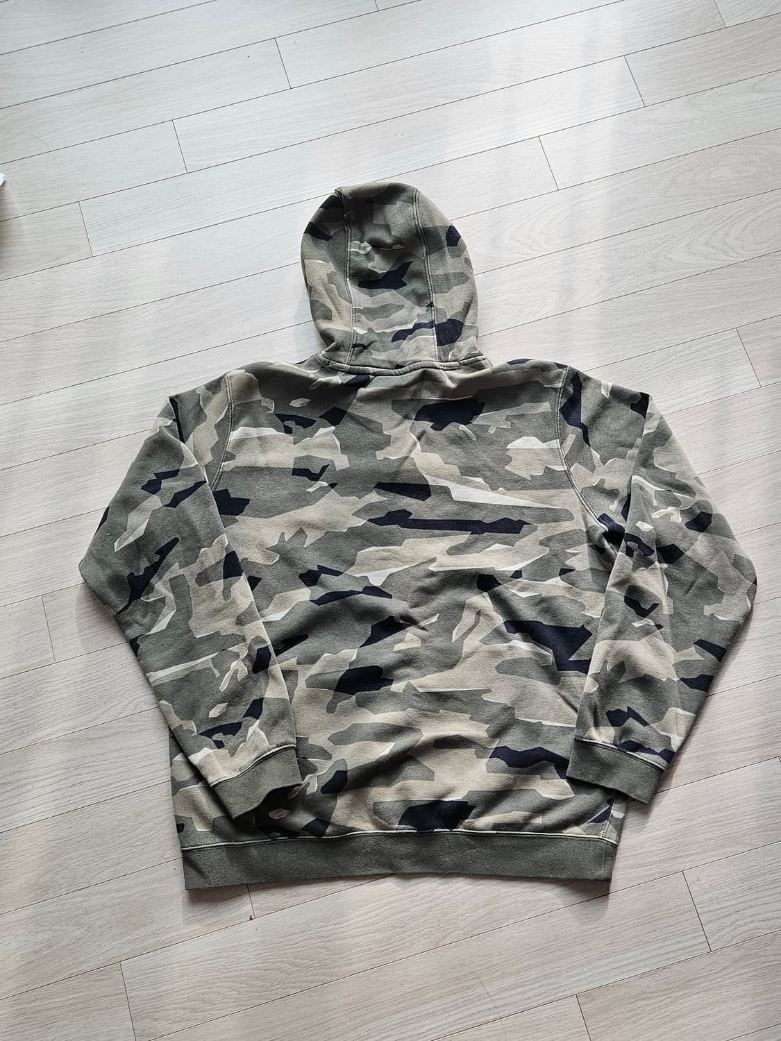 나이키 nsw 클럽 카모 후드티 상품이미지2