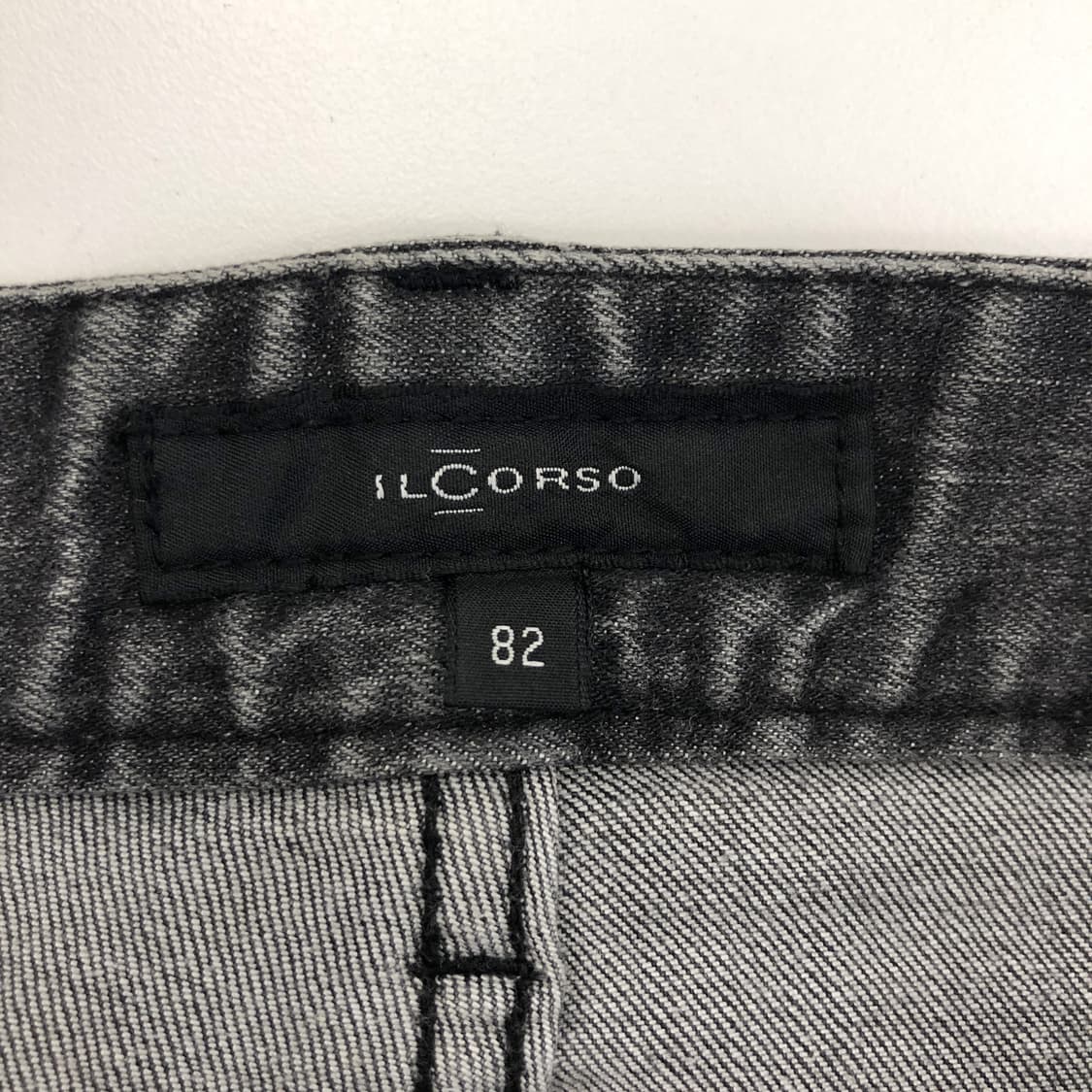 일꼬르소 흑청 레더패치 데님진 32 인치  상품이미지5