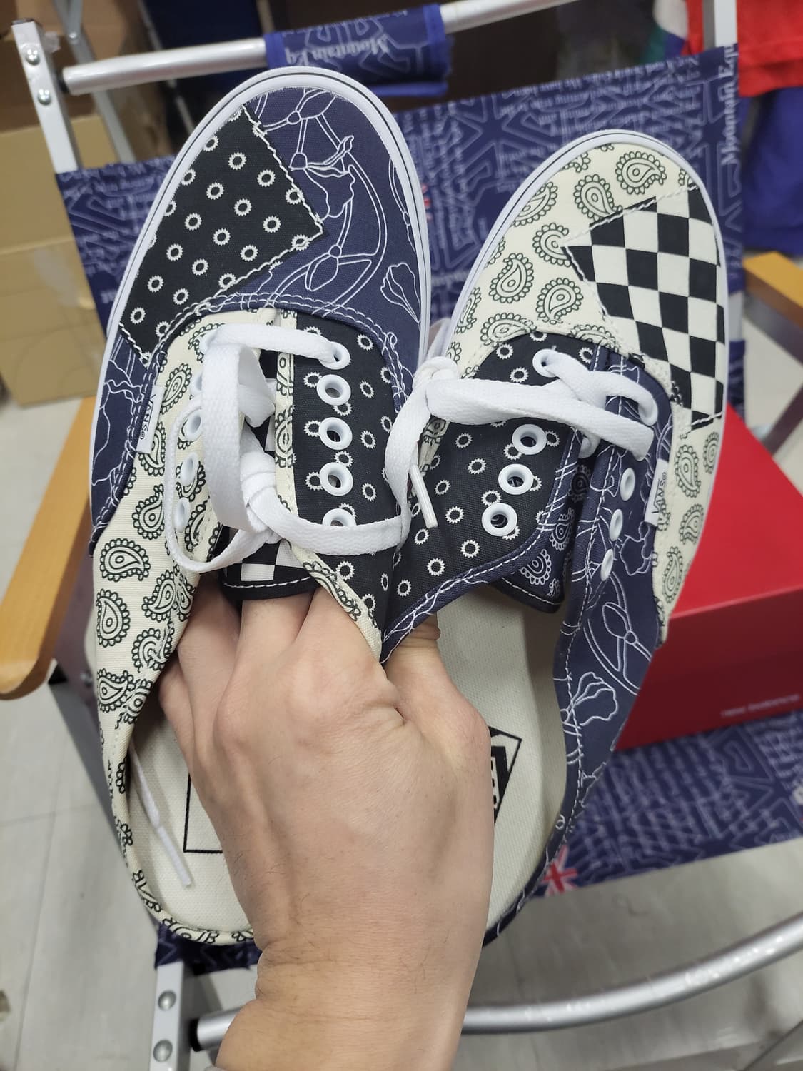 반스 어센틱  멀티 패턴 뮬 270 상품이미지5