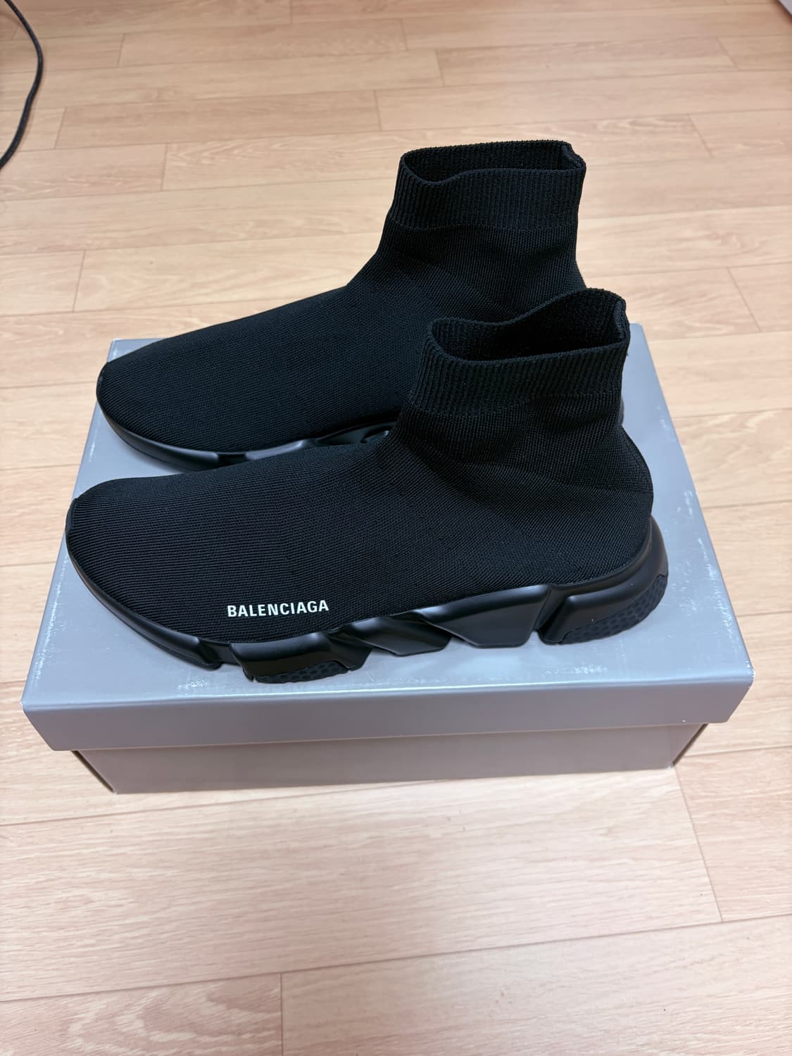 발렌시아가 스피드러너 LT 블랙 44 상품이미지2