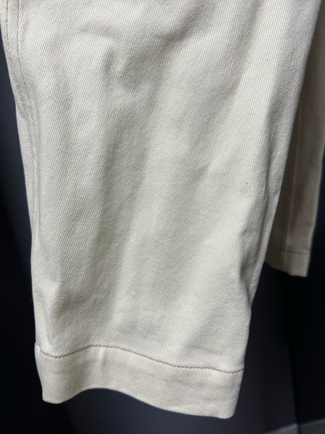 모노하 코튼커브팬츠 아이보리색상 상품이미지4