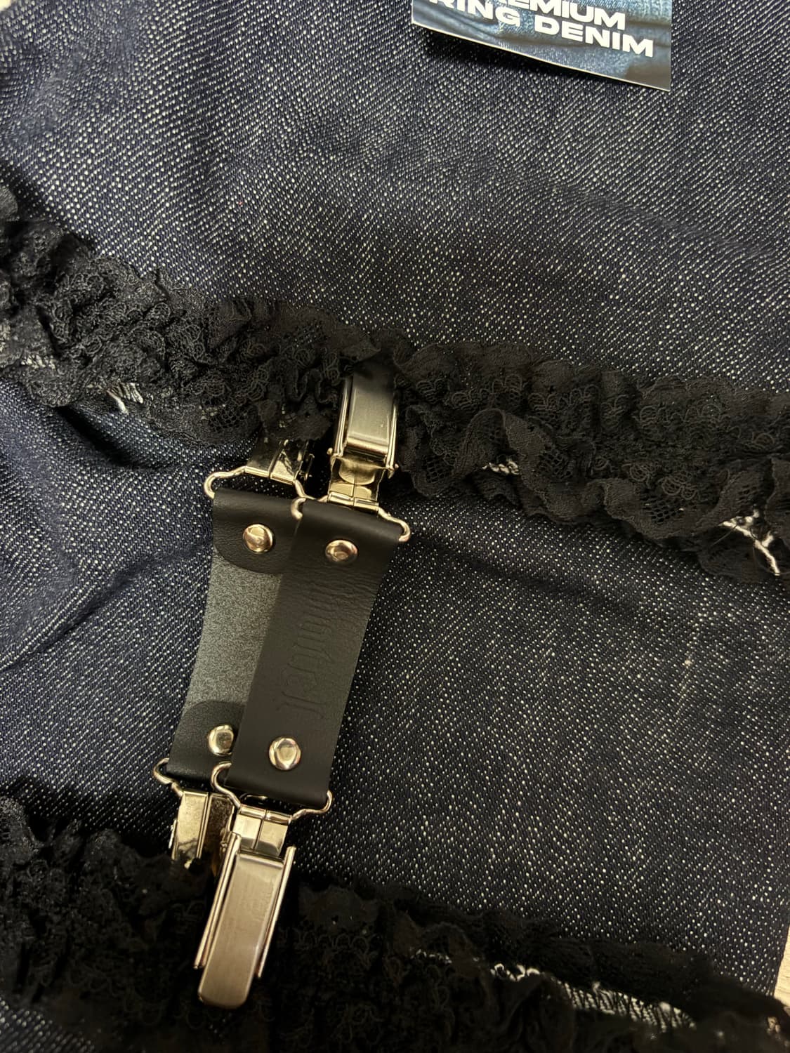 [판매완료] 더미스테리어스호텔 스판부츠컷 팬츠 블랙 커스텀 리미티드 상품이미지5