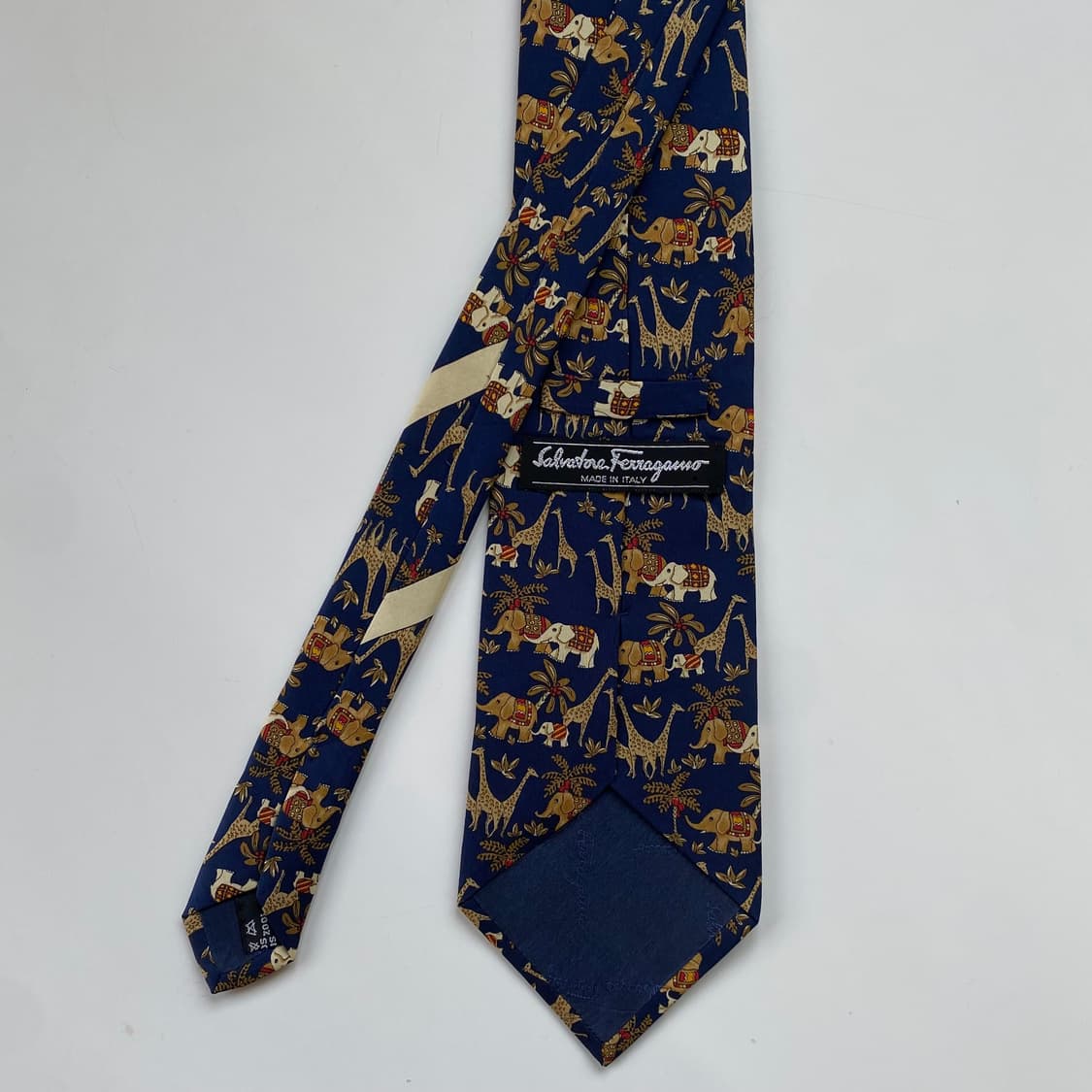 페레가모(Ferragamo)  명품 정품넥타이 상품이미지3
