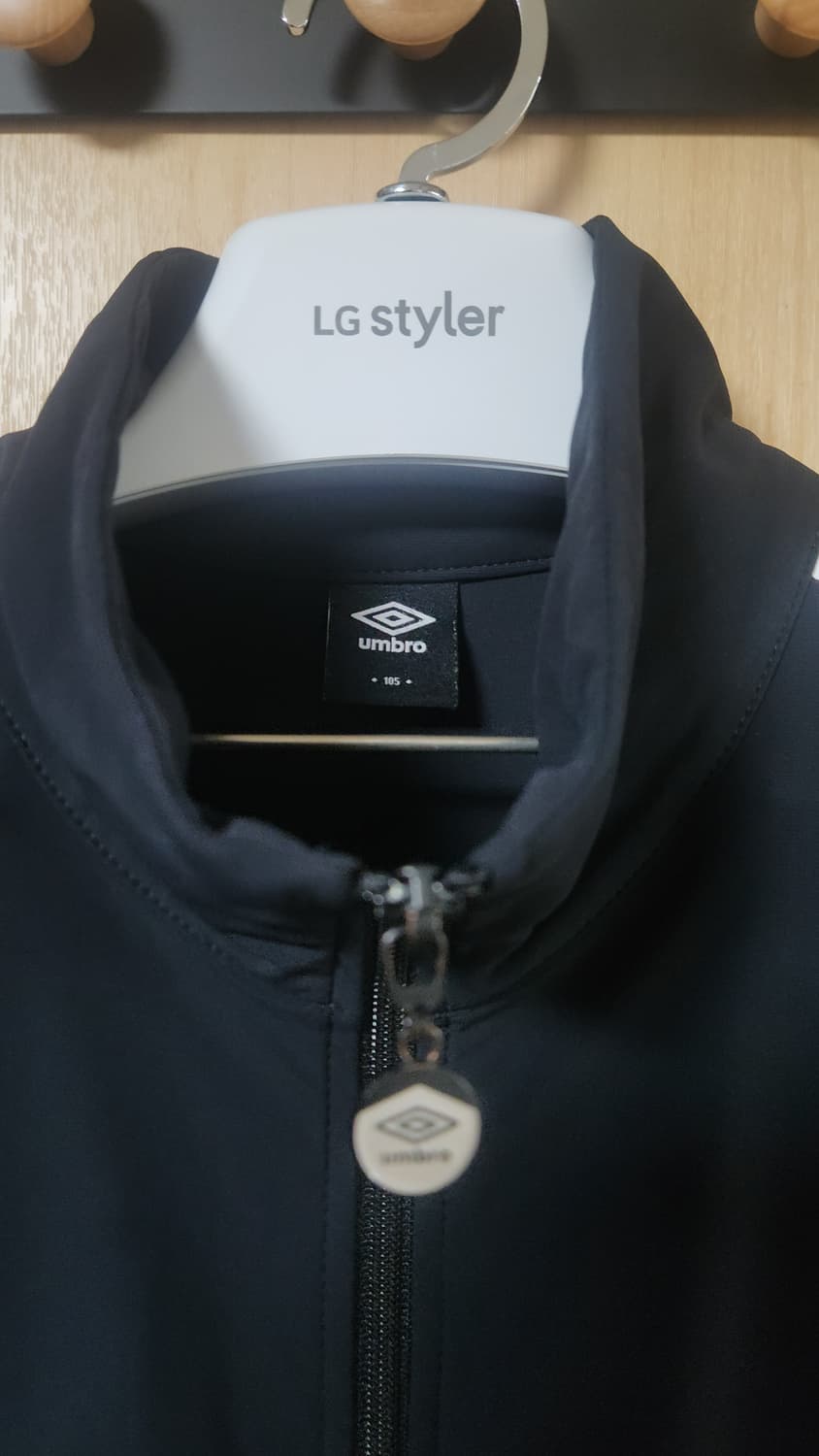 엄브로 성남FC 트랙 자켓 네이비 105 상품이미지4