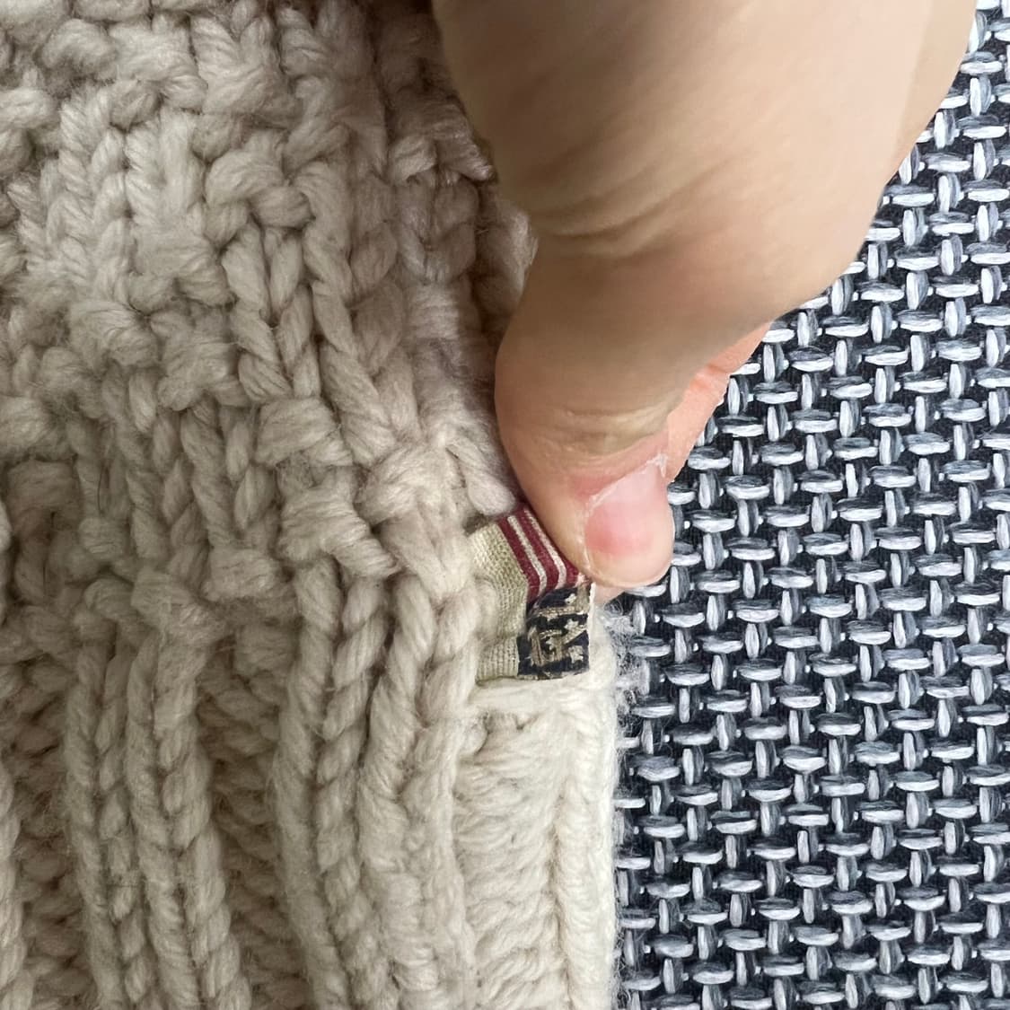 폴로진스컴퍼니 숄카라 베스트 가디건 상품이미지3