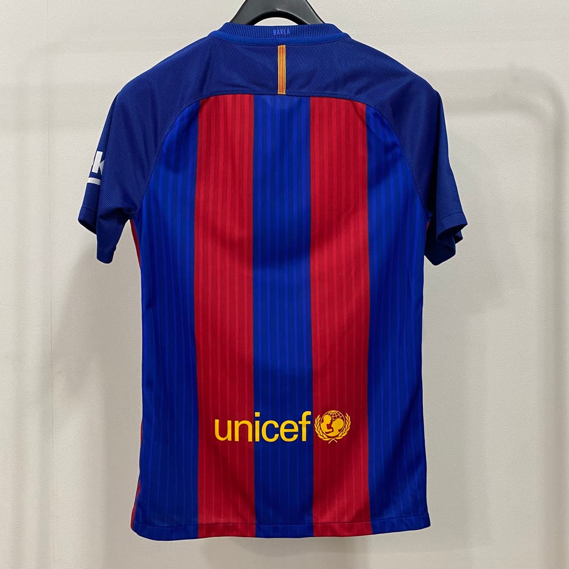나이키 16-17 바르셀로나 노마킹 홈 유니폼 상품이미지2