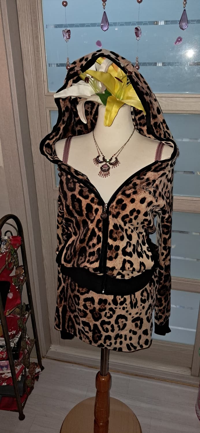 Rady 오네갸루 아게조 호피 트레이닝 셋업 상품이미지1