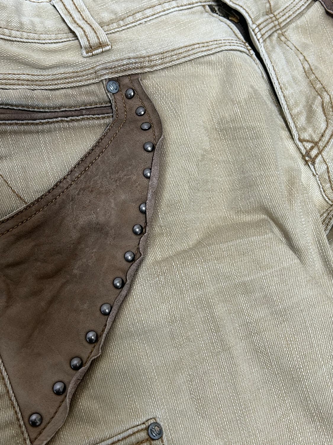 니콜 클럽 포맨 베이지 웨스터 카우보이 데님팬츠 상품이미지3