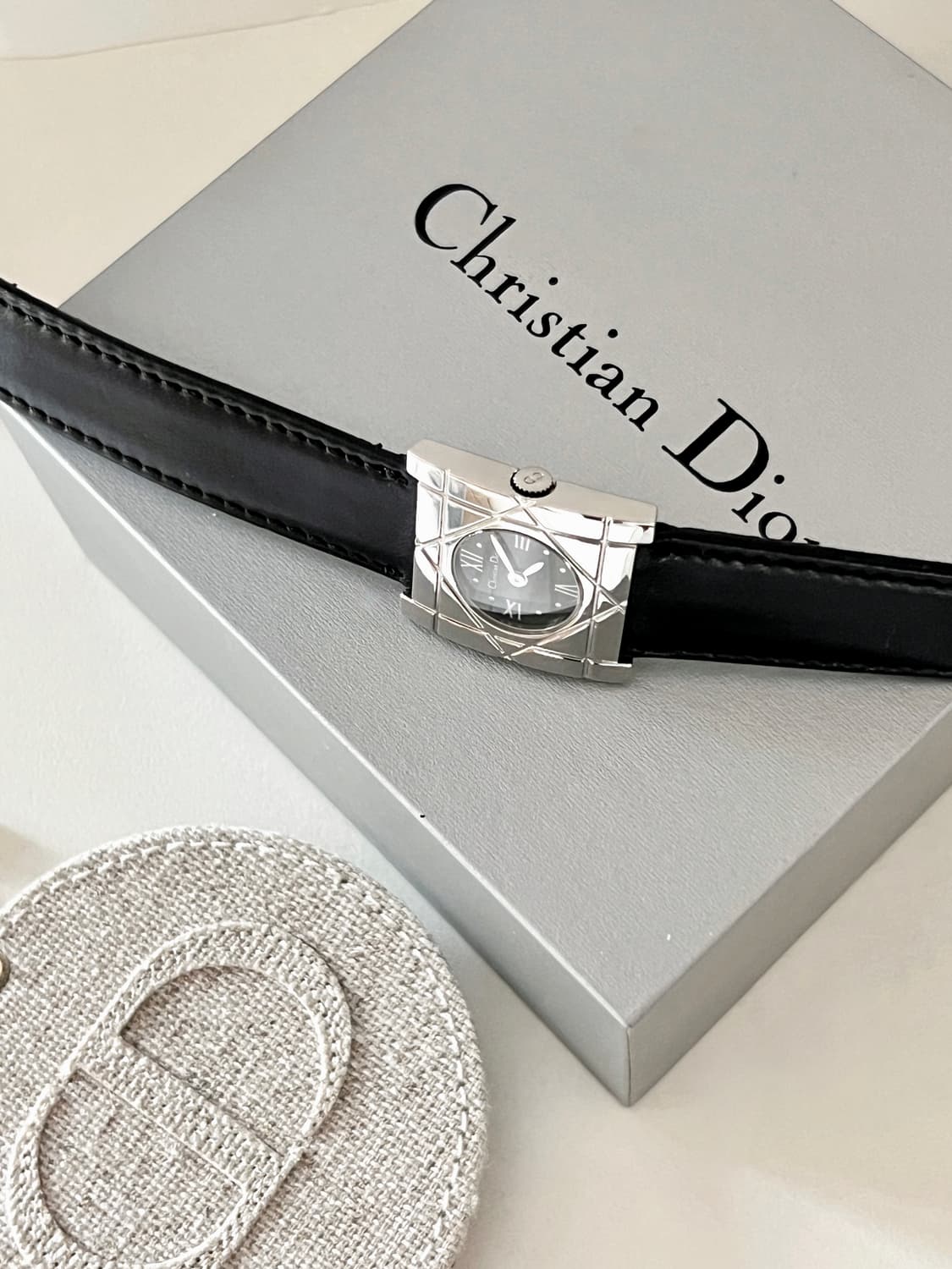 Dior 까나쥬 패턴 스퀘어 디올 시계 상품이미지3