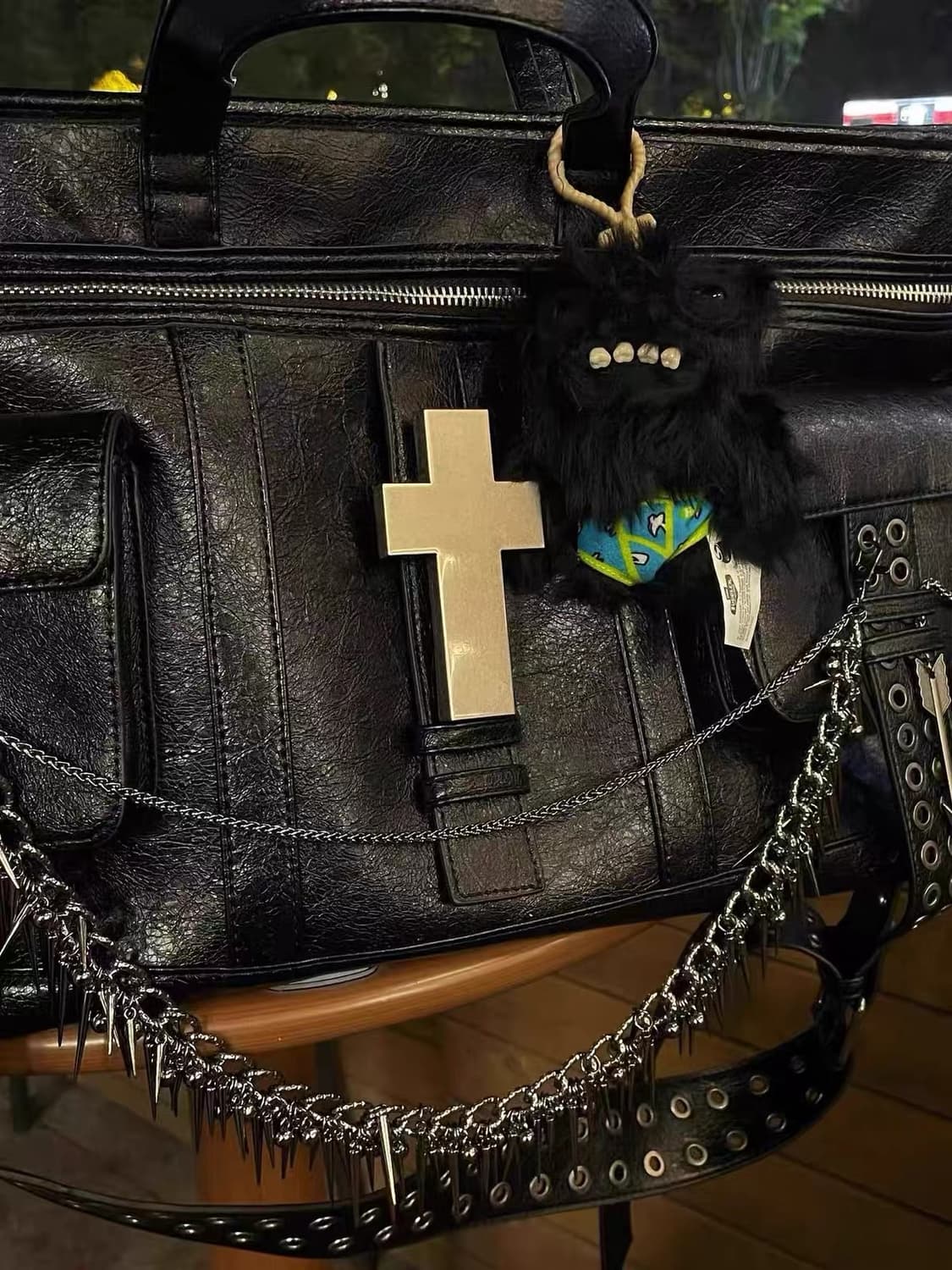 Cross Embossed Leather Multi-Way bag  상품이미지7