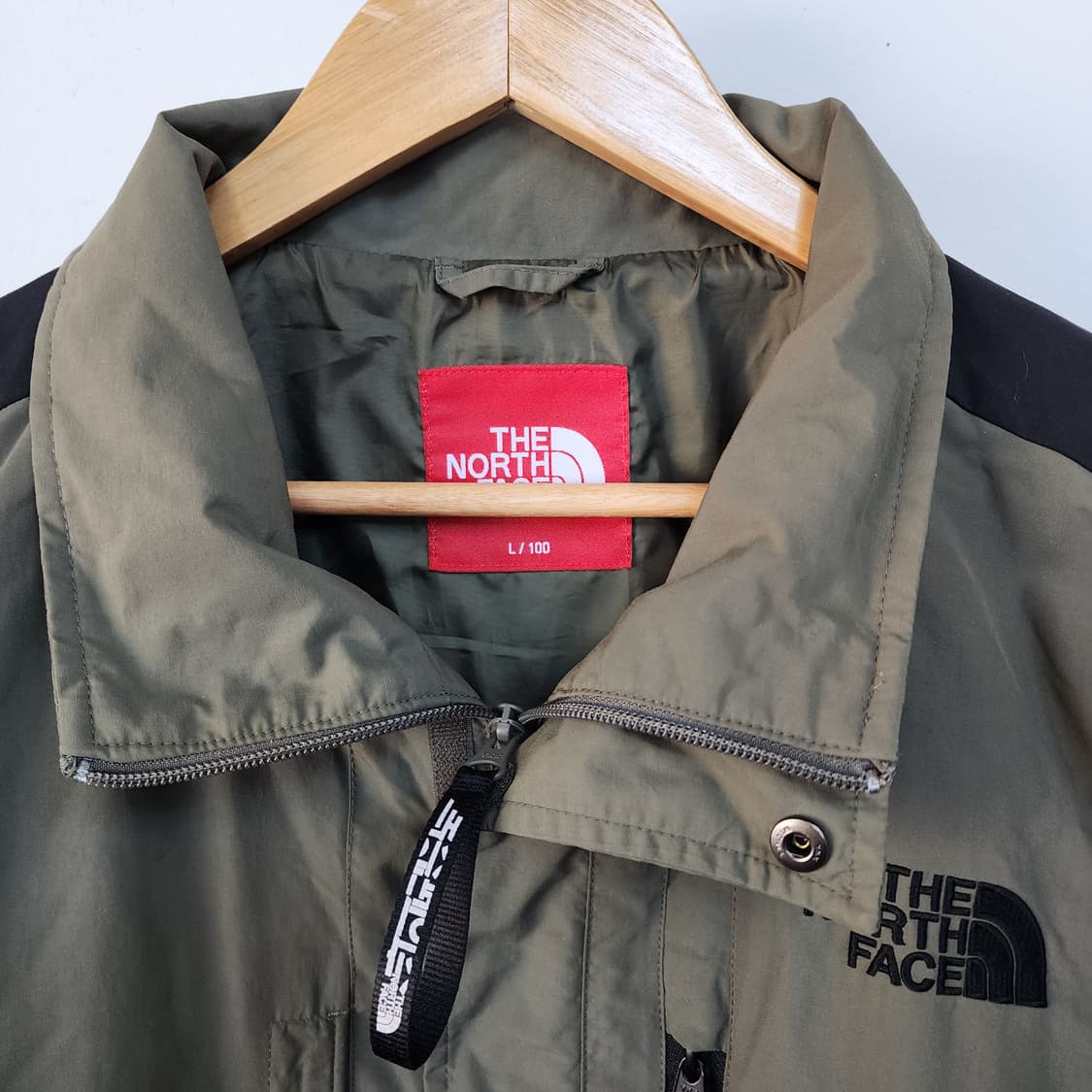 노스페이스 바람막이 점퍼 상품이미지4