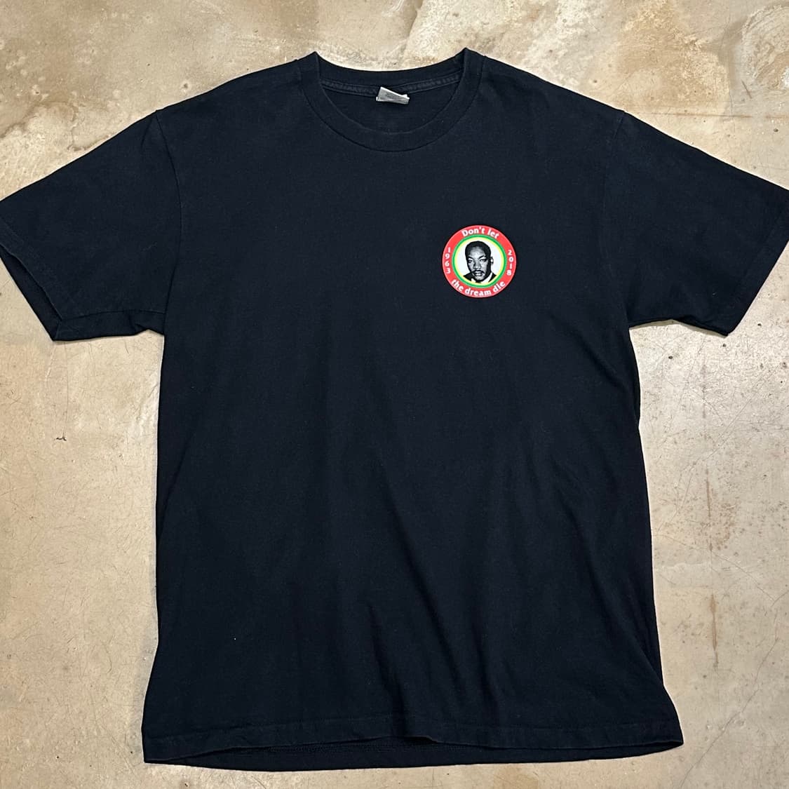 🫶🏻 슈프림 18S/S 마틴 루터 킹 드림 Black 반팔티 🫶🏻 상품이미지3