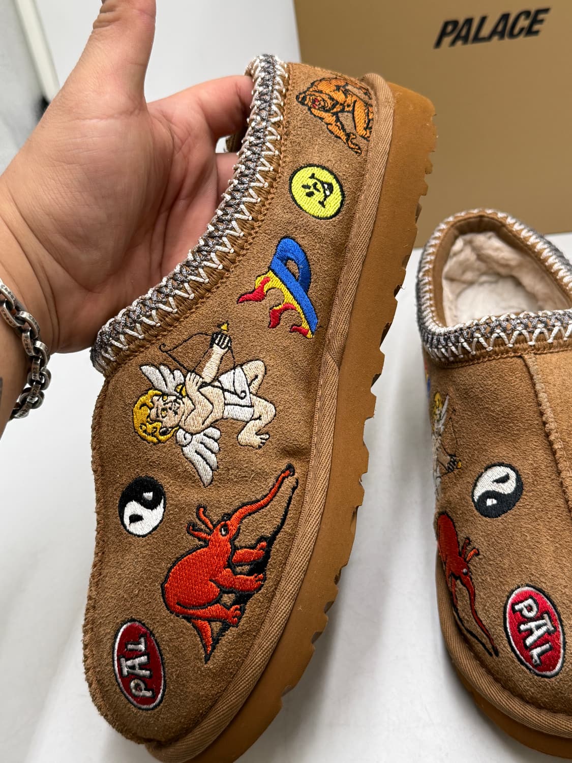 어그x팔라스 타스만 슬리퍼 체스터넛 us8 상품이미지9