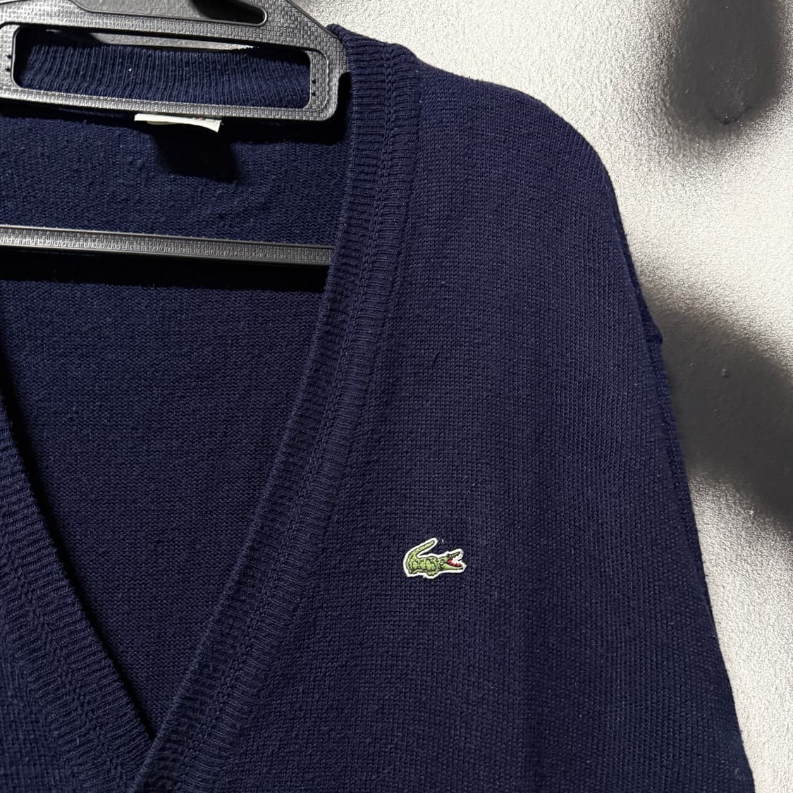 라코스테 서광 울 100% 네이비 딥브이넥 니트 가디건 상품이미지3