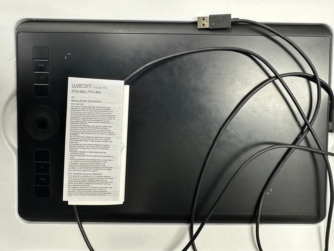 WACOM Intuos Pro (와콤 인튜어스 프로) 상품이미지2