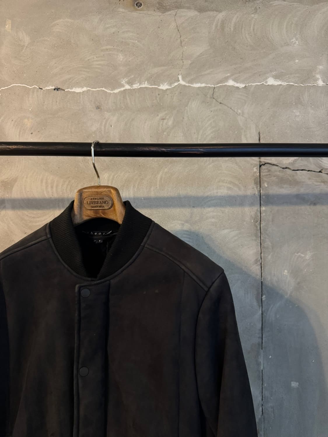 띠어리 램스킨 시어링 자켓 100 상품이미지4