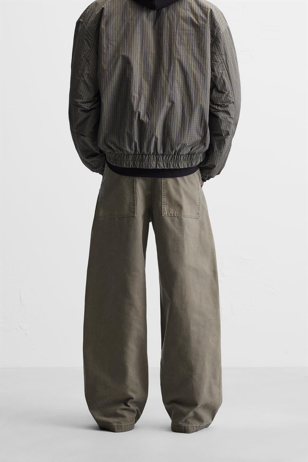 자라 워시드 이팩트 릴렉스드핏 카키 팬츠  상품이미지5