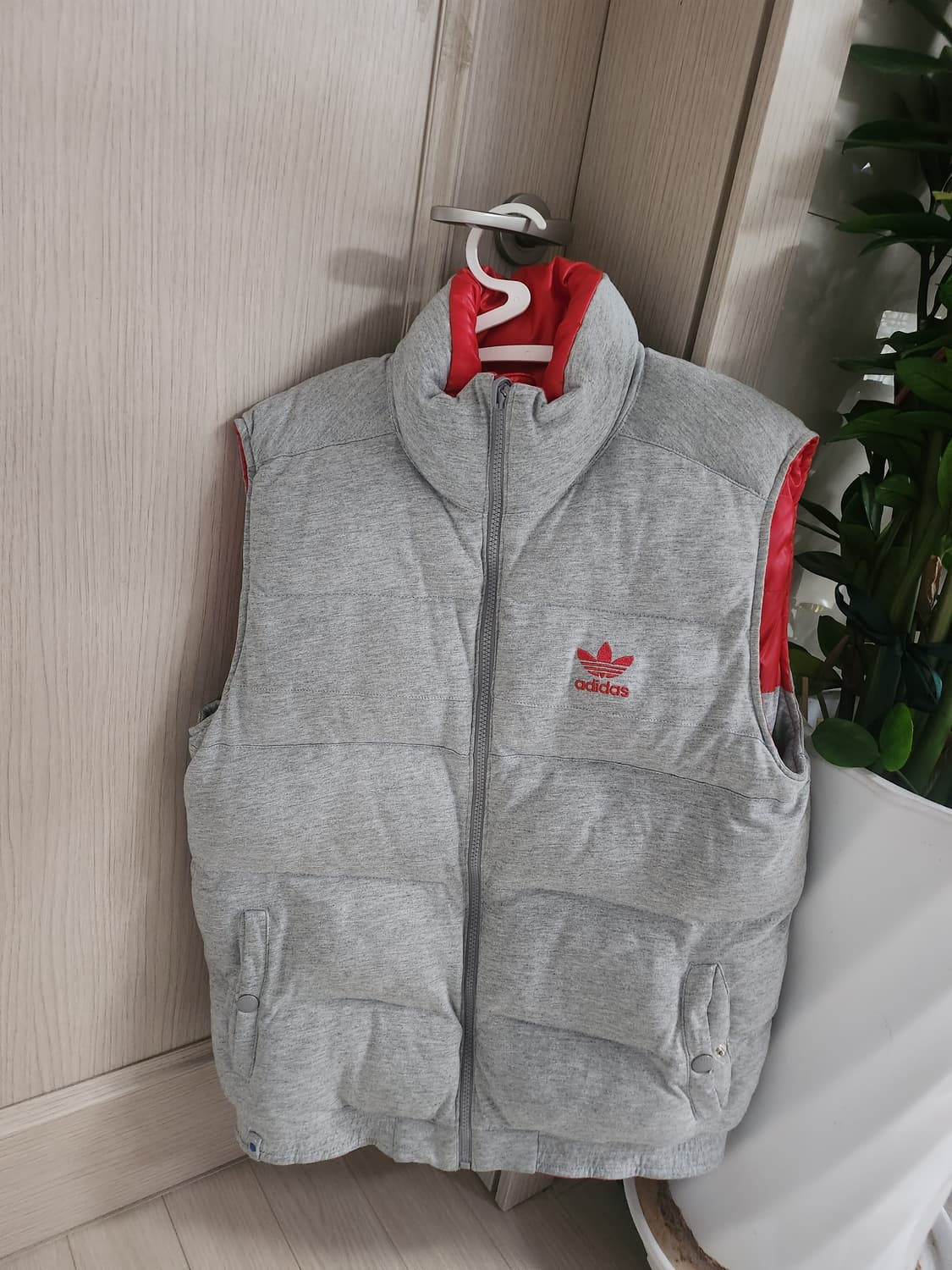 아디다스 조끼 패딩  상품이미지1