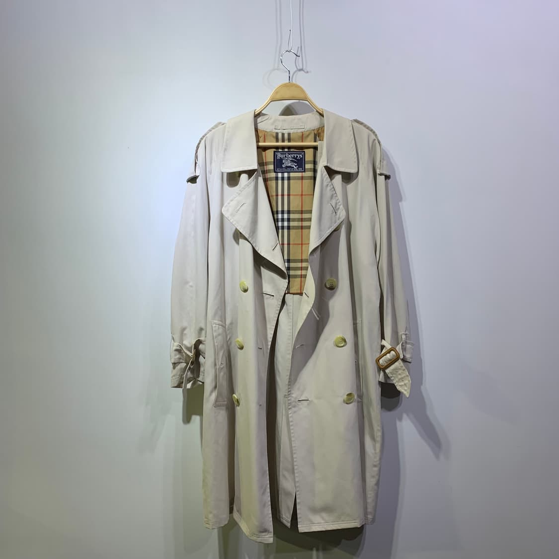 버버리 트렌치 더블코트 판매합니다 상품이미지8