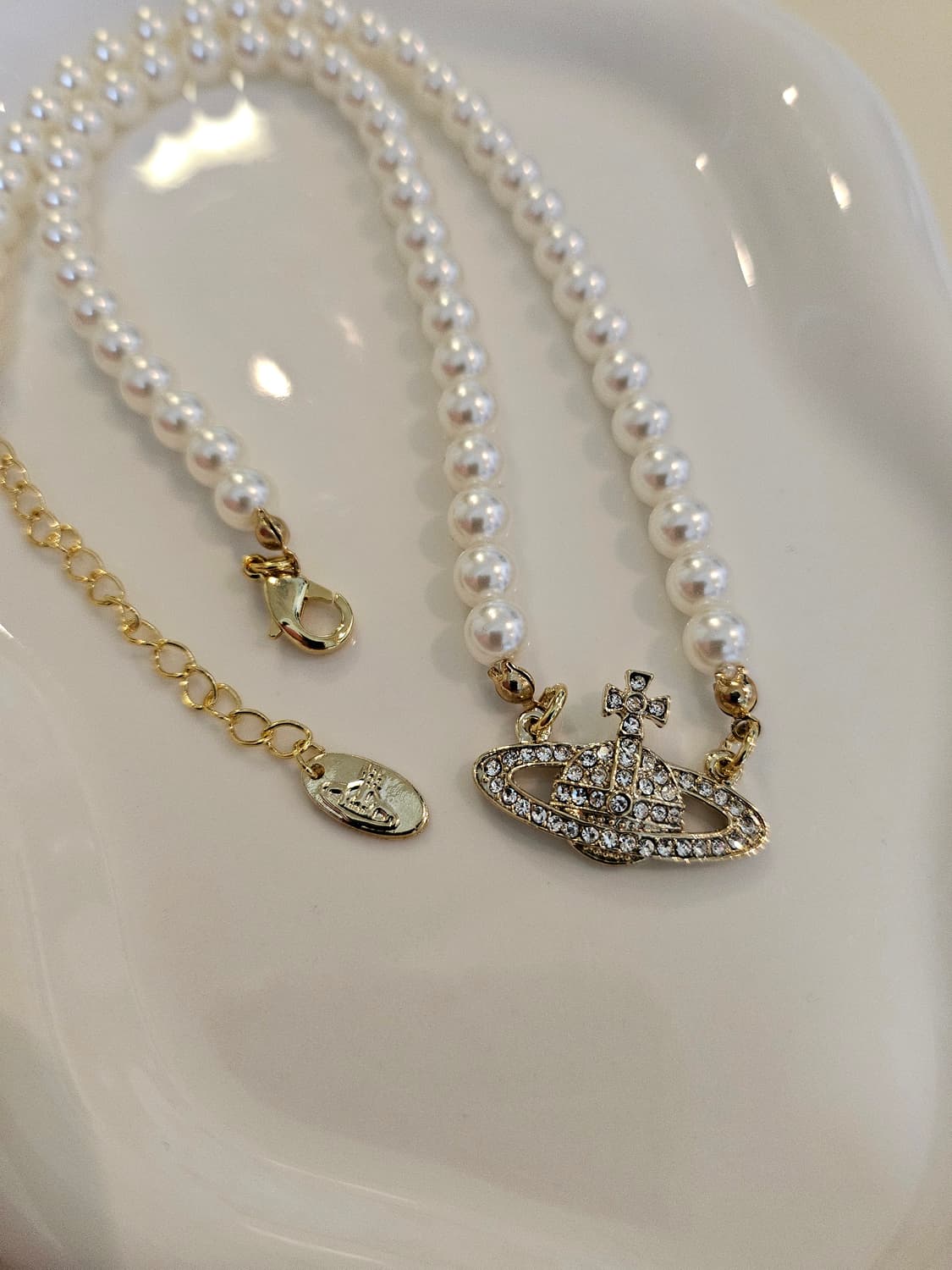 비비안웨스트우드 업사이클링 올큐빅 금장 진주 목걸이 상품이미지2