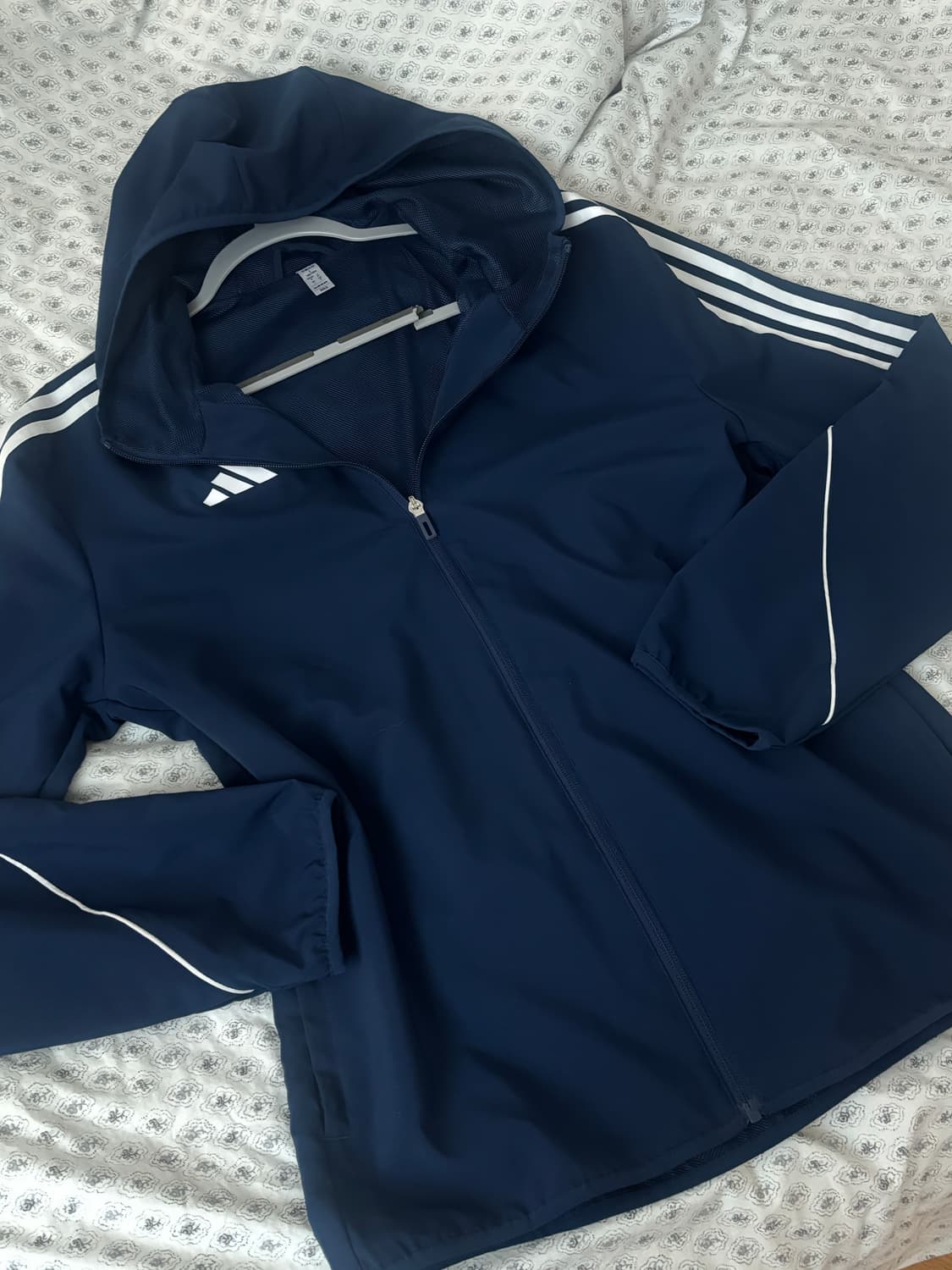 아디다스네이비바람막이 상품이미지1